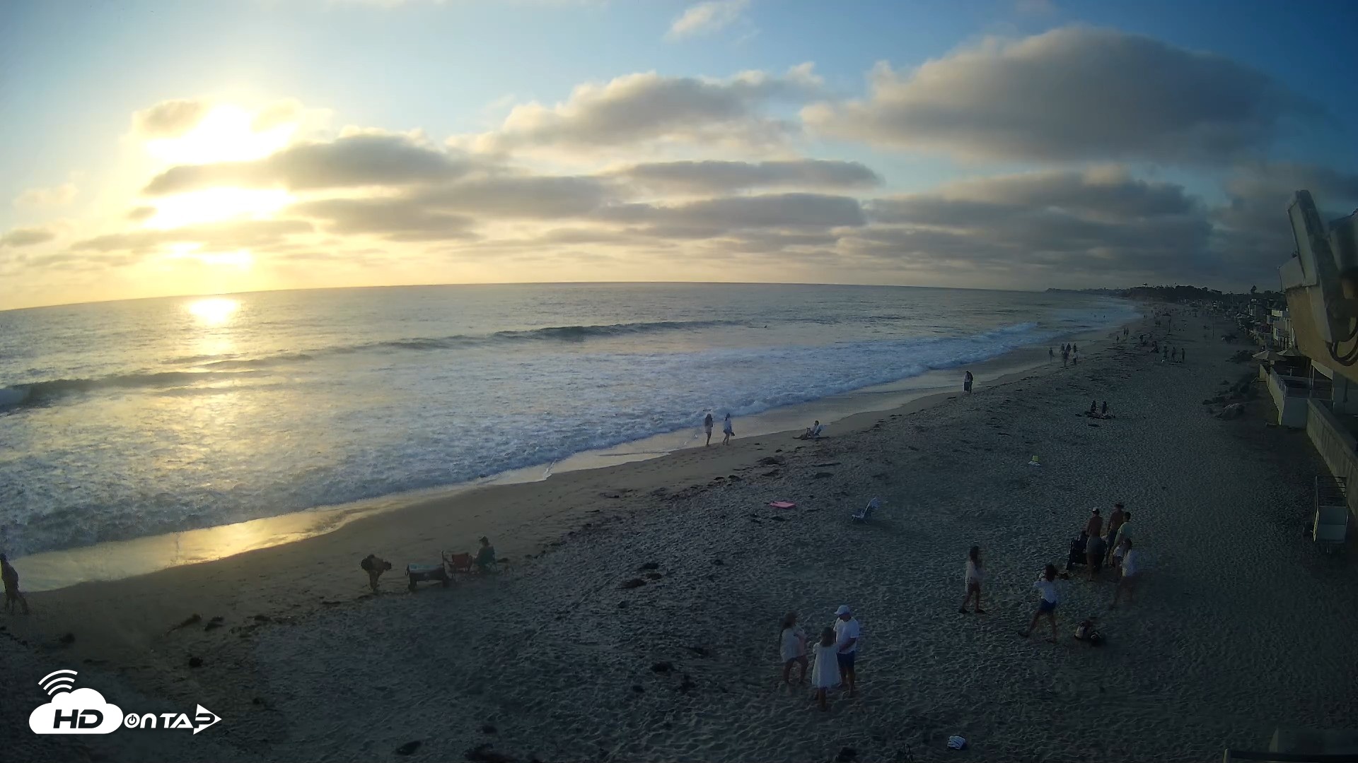 Snapshot of 17th St. Del Mar Beach - 4K NW View Live Cam taken Aug 11, 2026, 6:59pm PDT