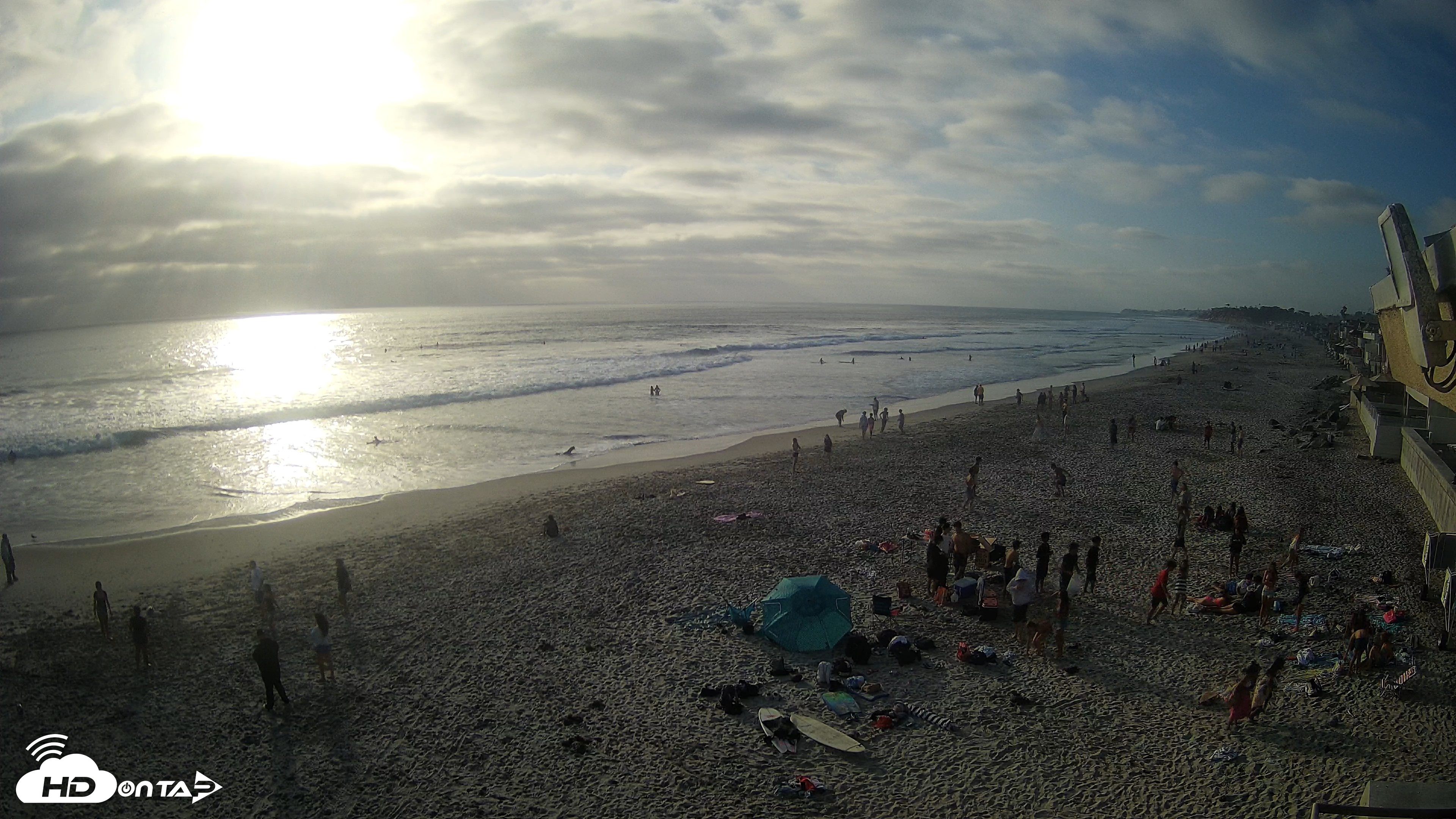 Snapshot of 17th St. Del Mar Beach - 4K NW View Live Cam taken Jun 5, 2026, 6:28pm PDT