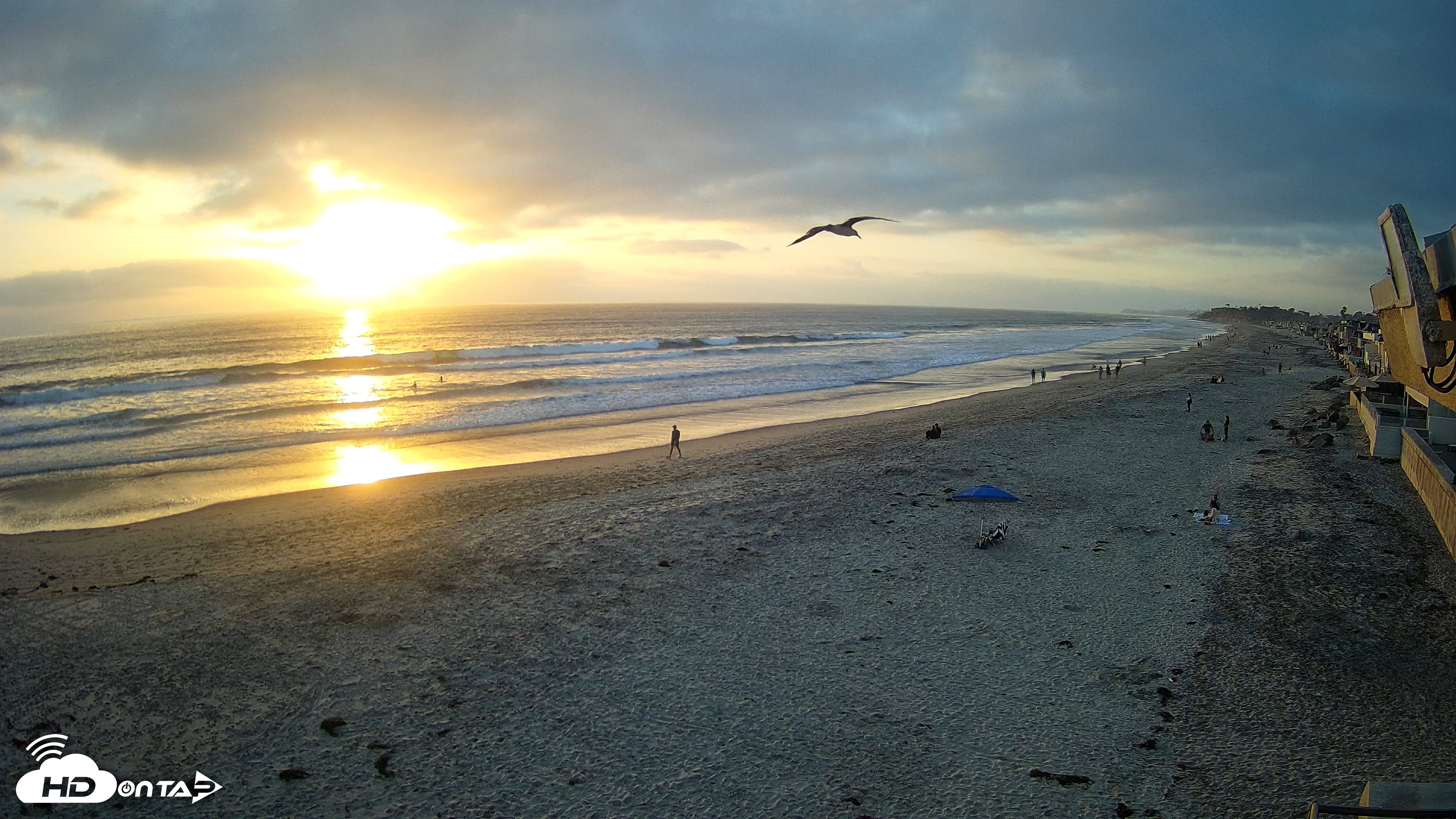 Snapshot of 17th St. Del Mar Beach - 4K NW View Live Cam taken May 21, 2026, 7:25pm PDT