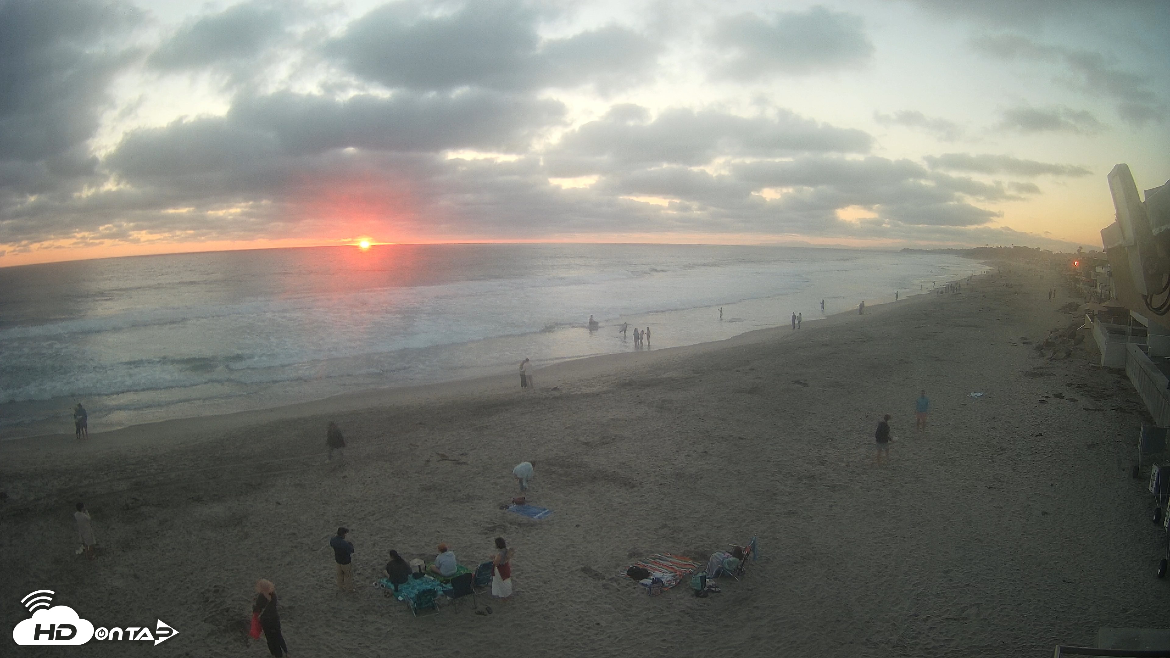 Snapshot of 17th St. Del Mar Beach - 4K NW View Live Cam taken Jun 21, 2026, 8:01pm PDT