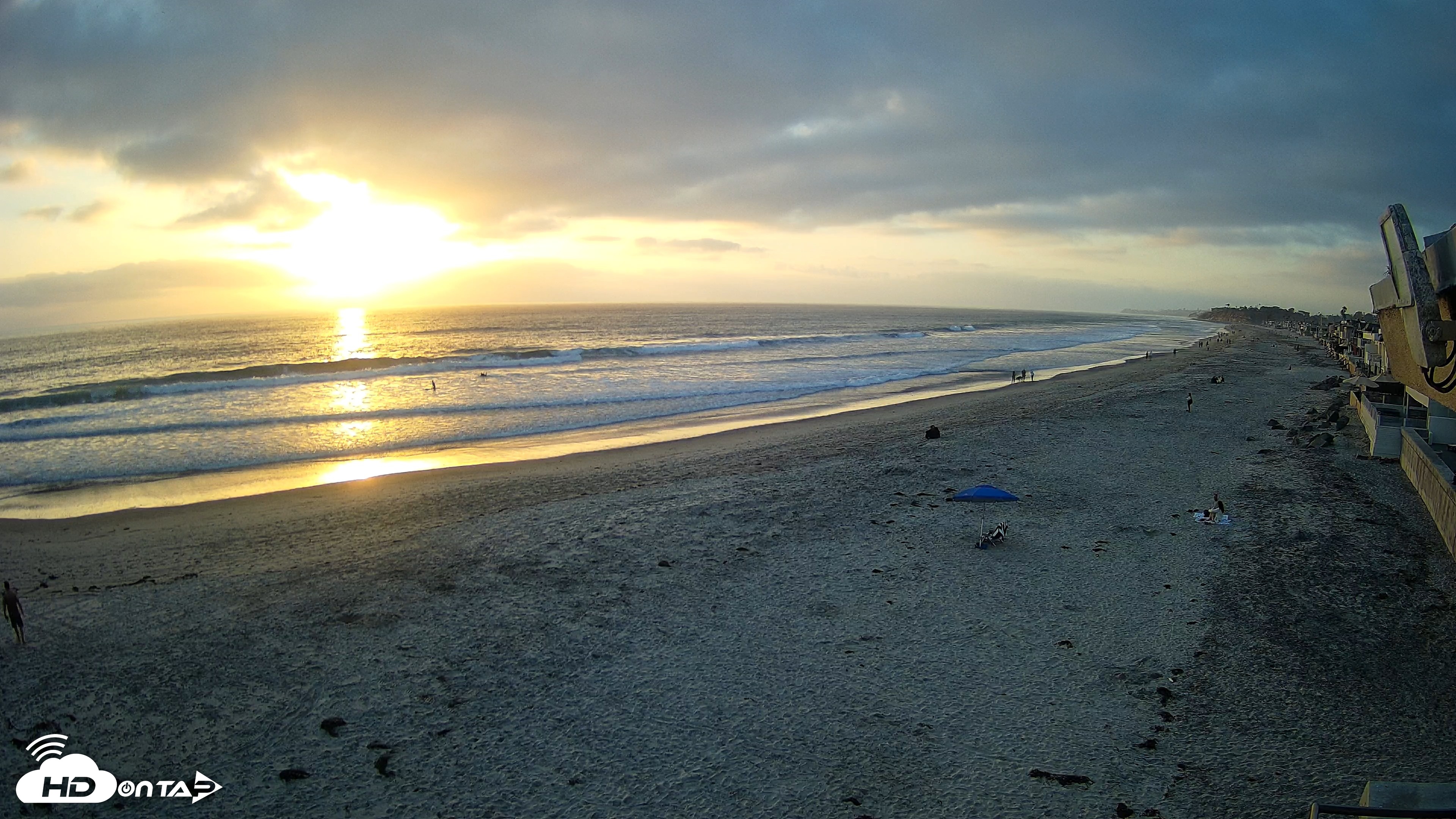 Snapshot of 17th St. Del Mar Beach - 4K NW View Live Cam taken May 21, 2026, 7:23pm PDT