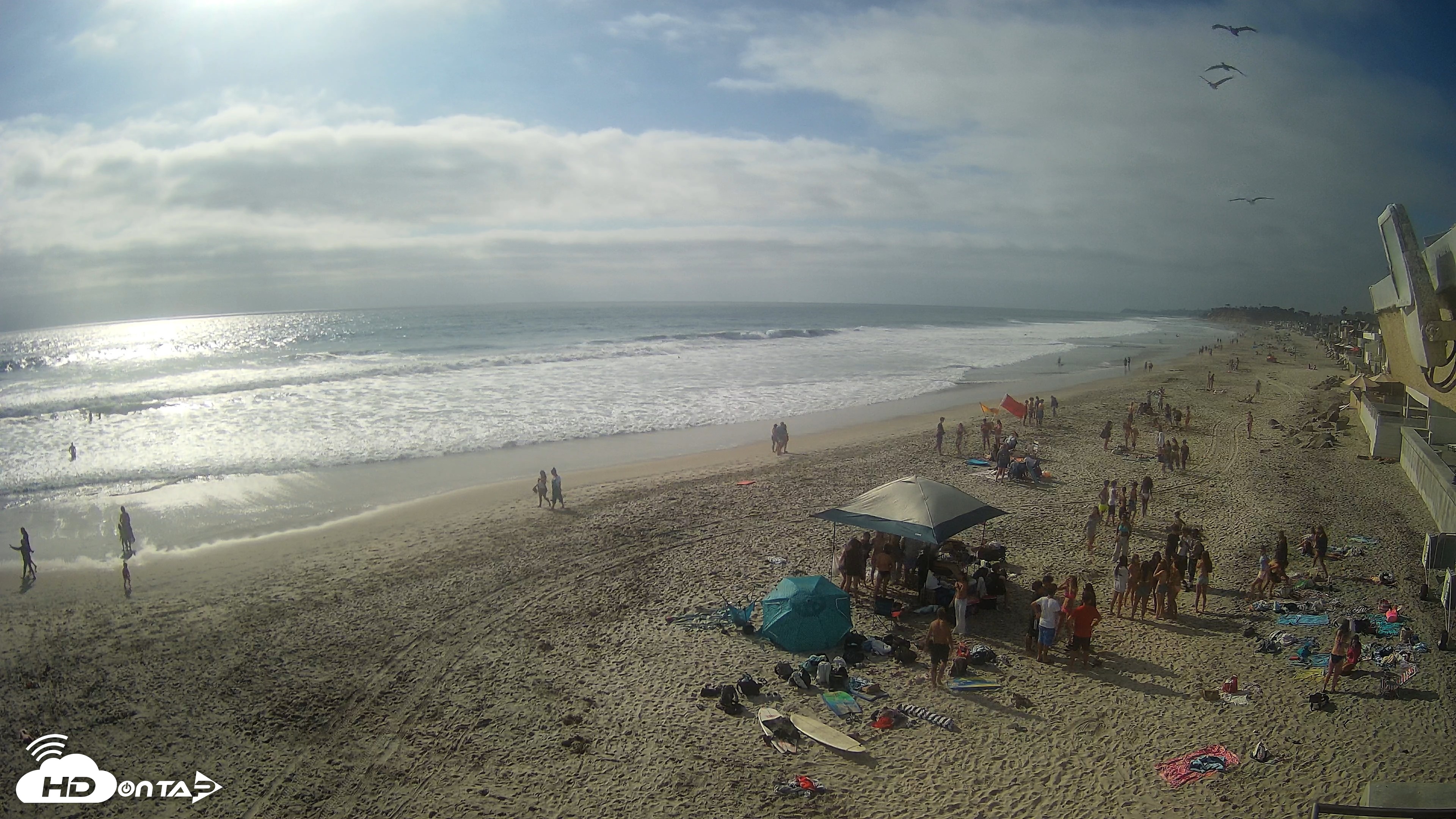 Snapshot of 17th St. Del Mar Beach - 4K NW View Live Cam taken Jun 5, 2026, 5:18pm PDT