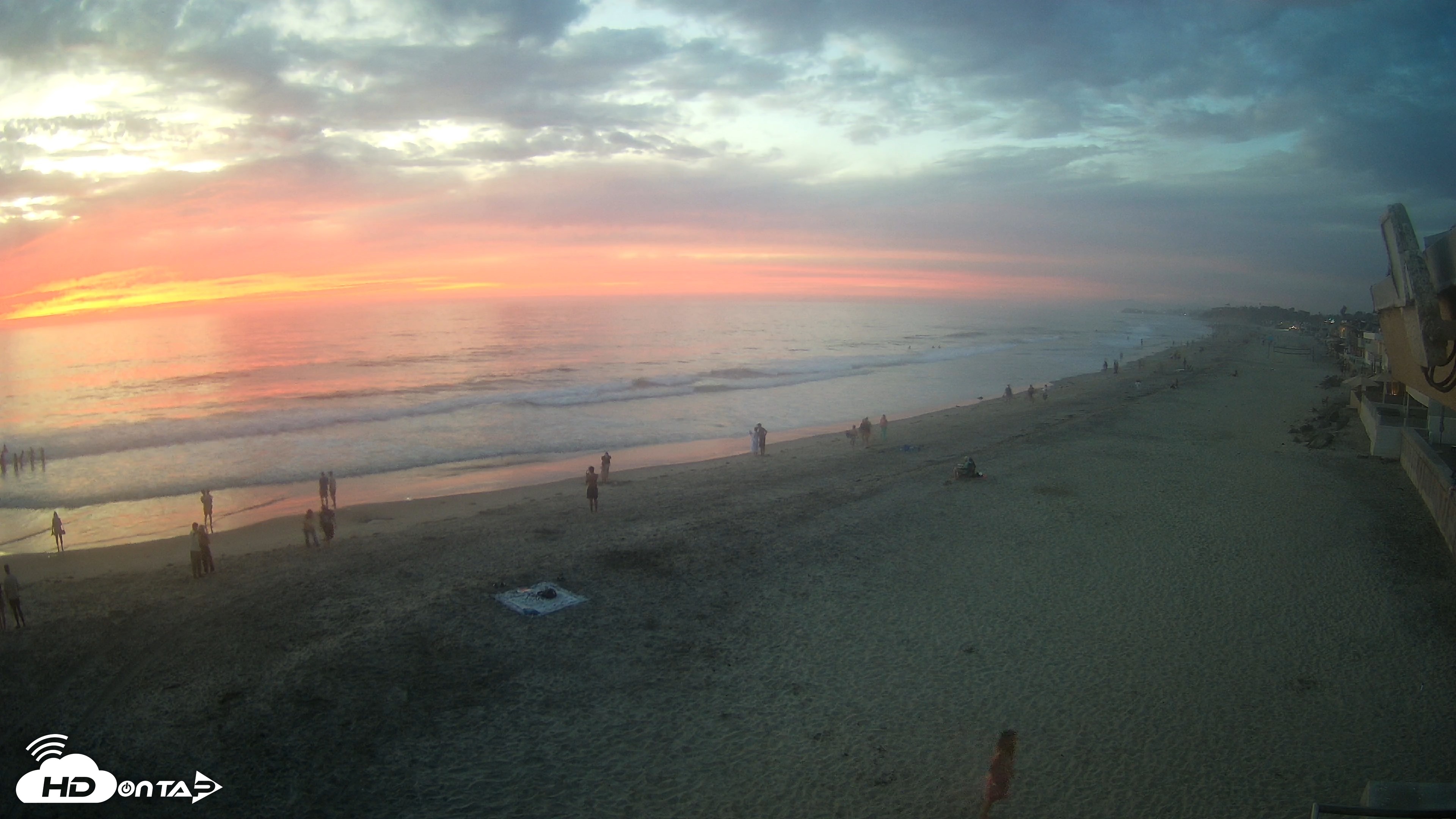 Snapshot of 17th St. Del Mar Beach - 4K NW View Live Cam taken Sep 26, 2026, 6:56pm PDT