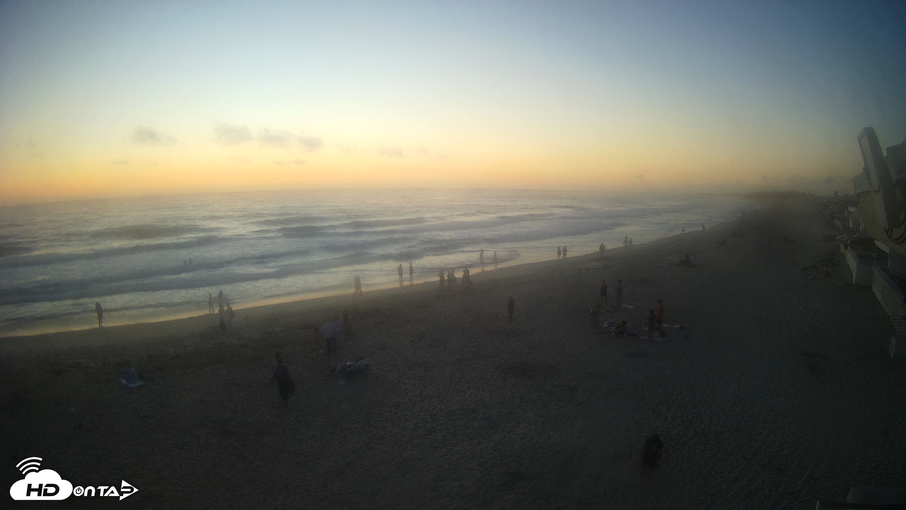 Snapshot of 17th St. Del Mar Beach - 4K NW View Live Cam taken Jul 22, 2026, 8:03pm PDT