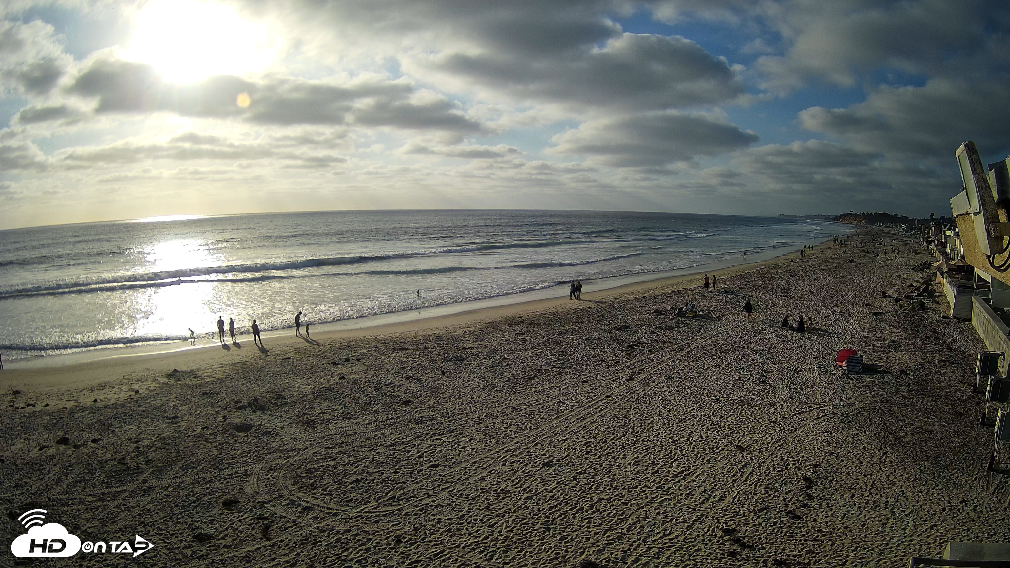Snapshot of 17th St. Del Mar Beach - 4K NW View Live Cam taken May 22, 2026, 6:27pm PDT