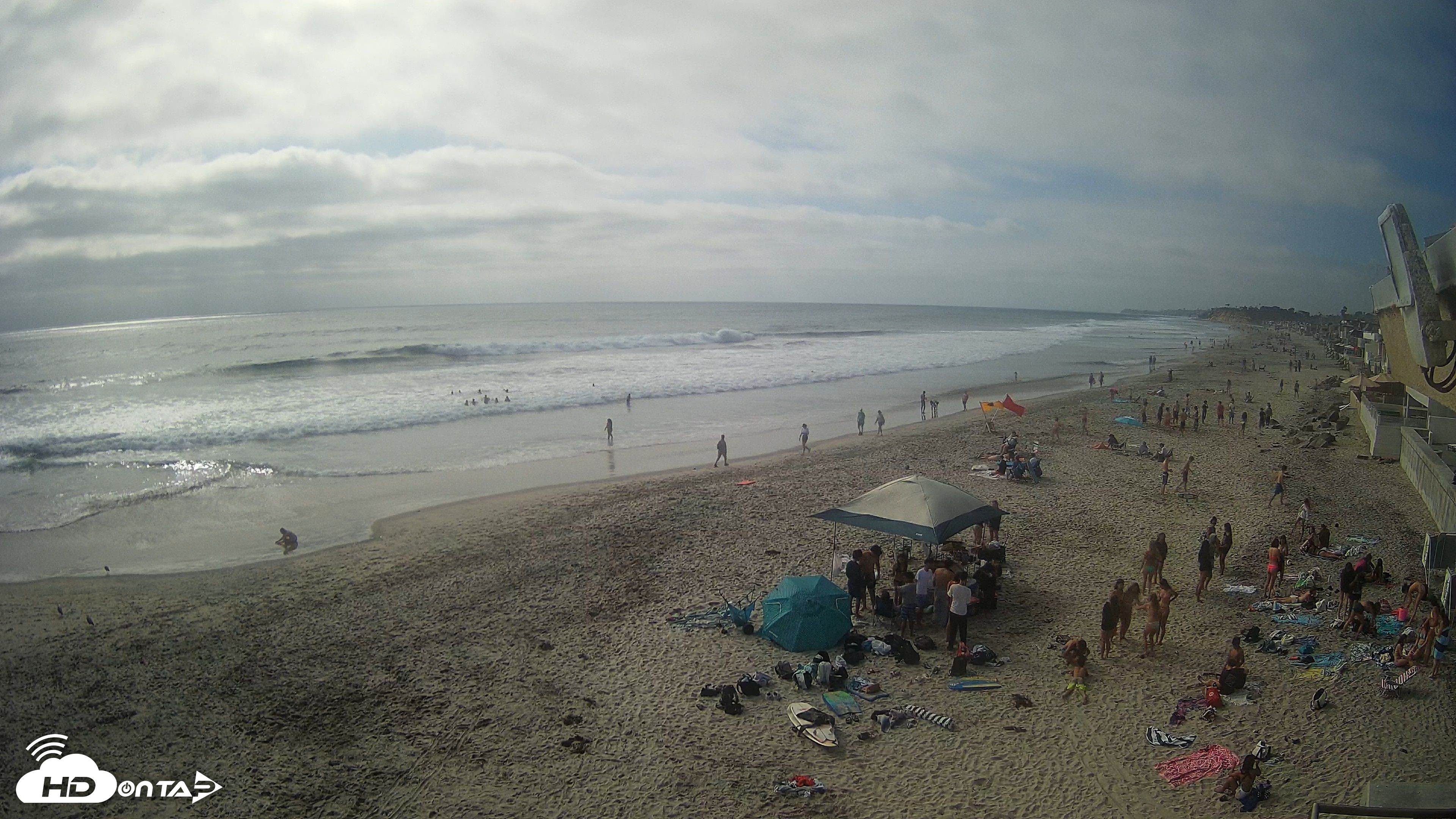 Snapshot of 17th St. Del Mar Beach - 4K NW View Live Cam taken Jun 5, 2026, 4:59pm PDT