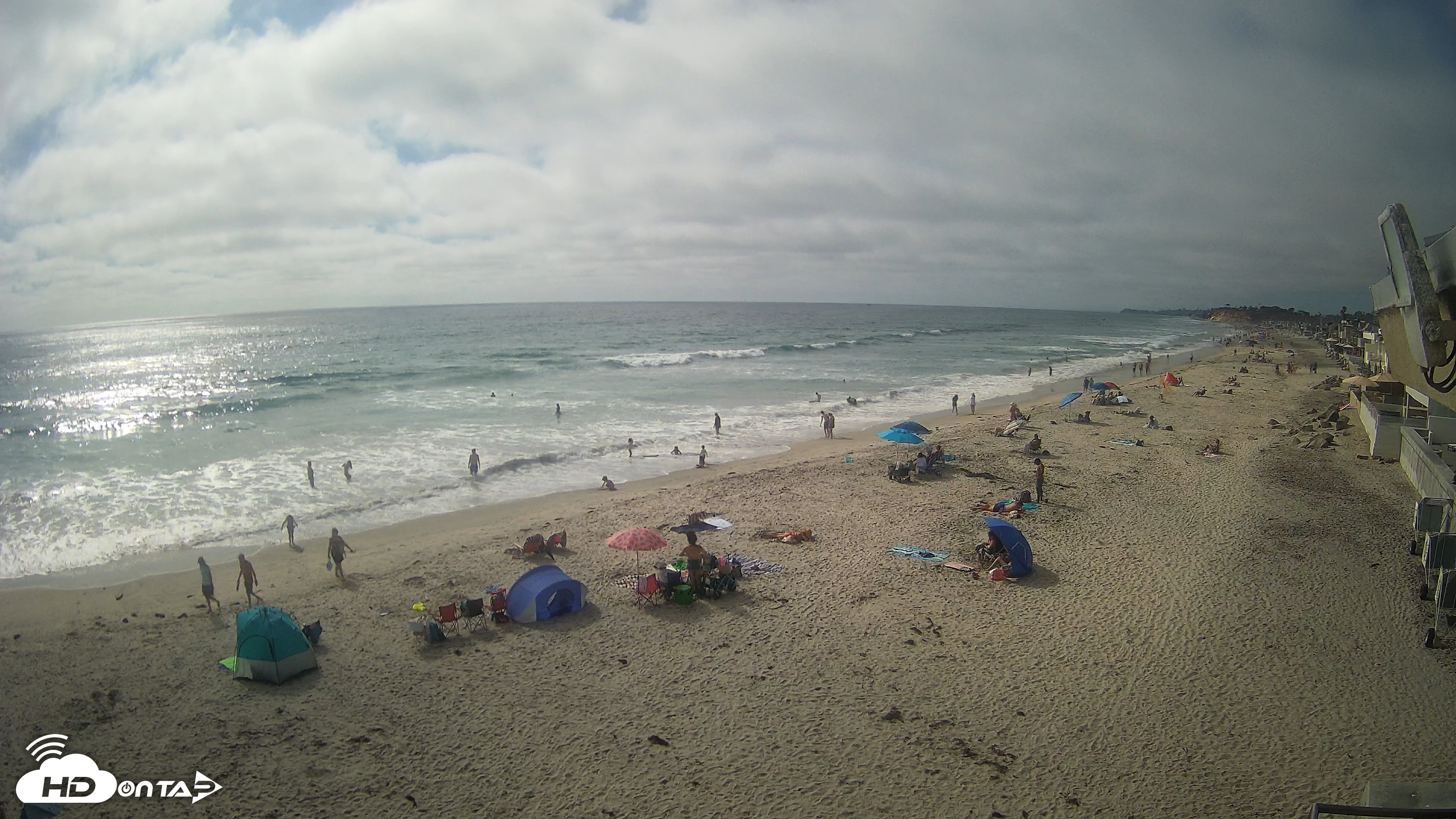 Snapshot of 17th St. Del Mar Beach - 4K NW View Live Cam taken Jun 12, 2026, 4:48pm PDT