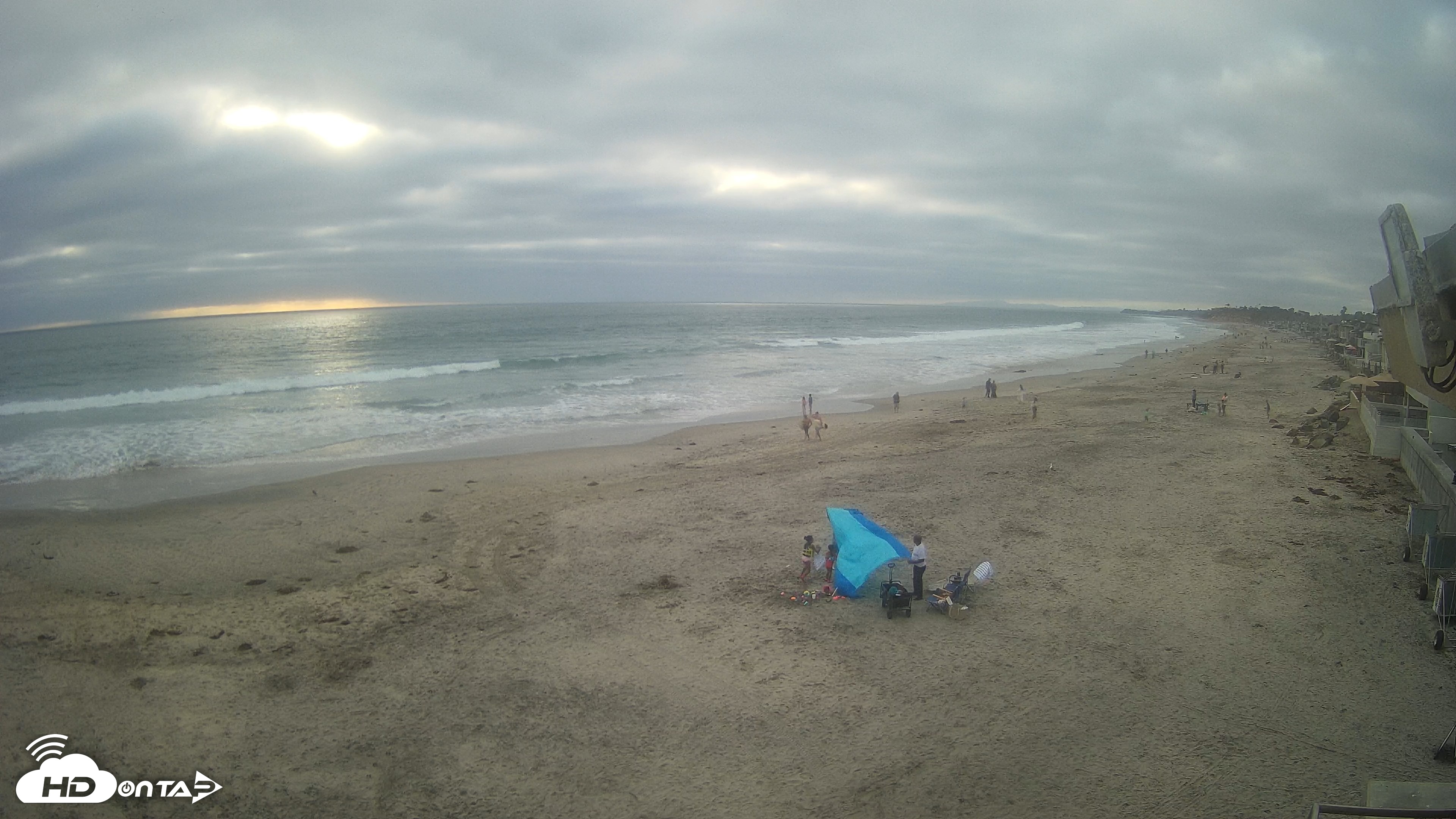 Snapshot of 17th St. Del Mar Beach - 4K NW View Live Cam taken Jun 17, 2026, 6:38pm PDT