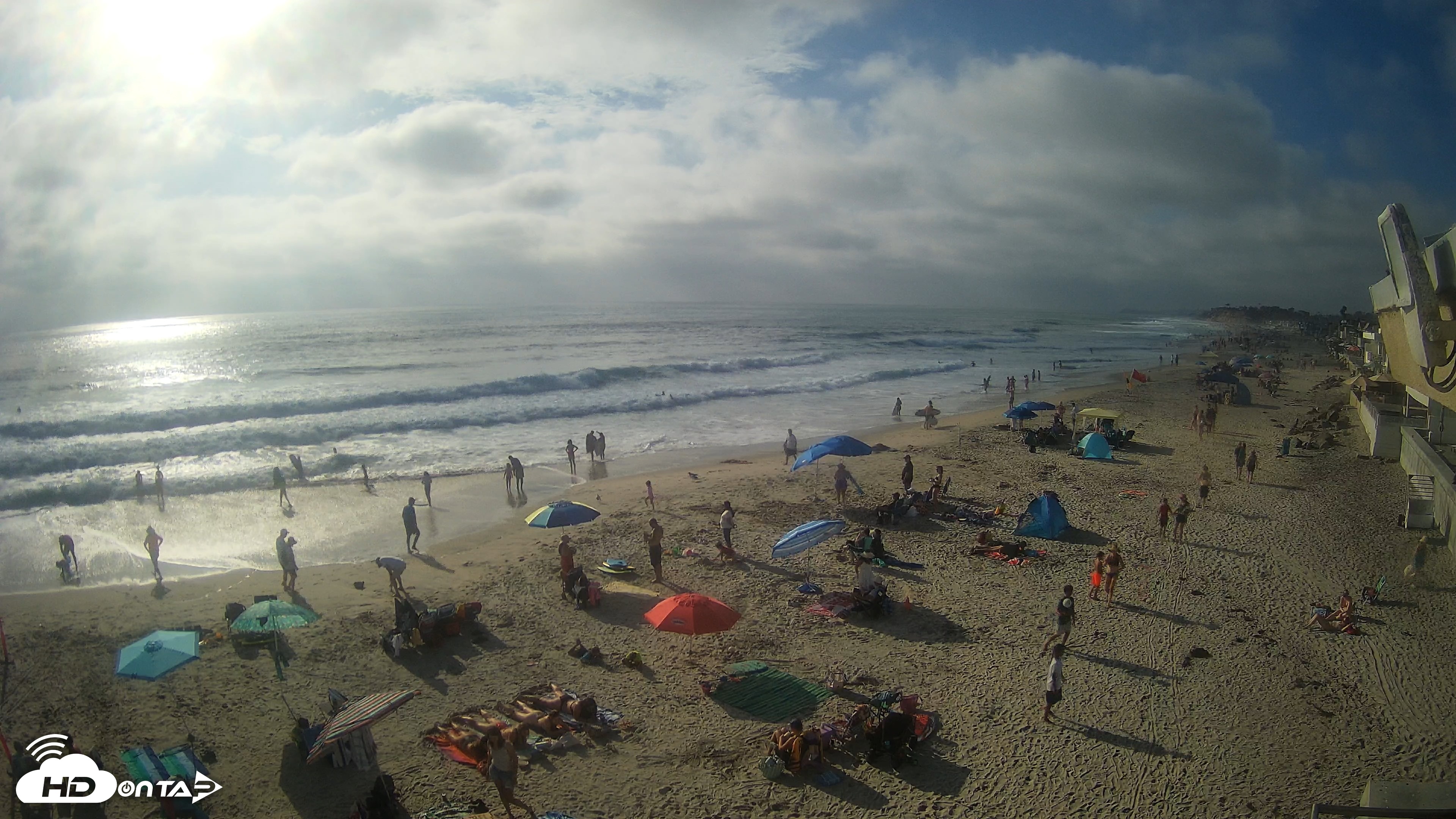 Snapshot of 17th St. Del Mar Beach - 4K NW View Live Cam taken Jul 26, 2026, 5:45pm PDT