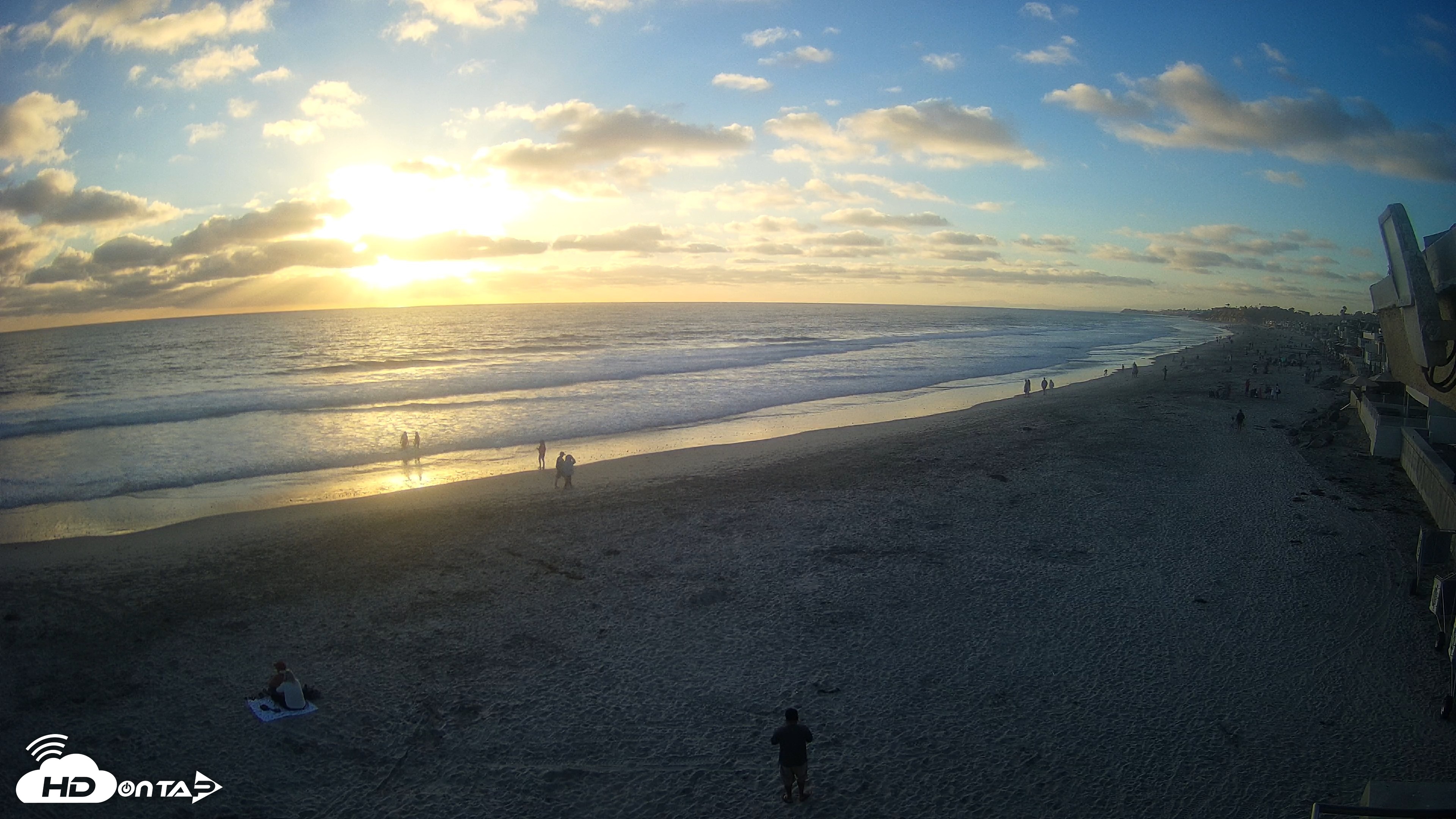 Snapshot of 17th St. Del Mar Beach - 4K NW View Live Cam taken Jun 20, 2026, 7:33pm PDT