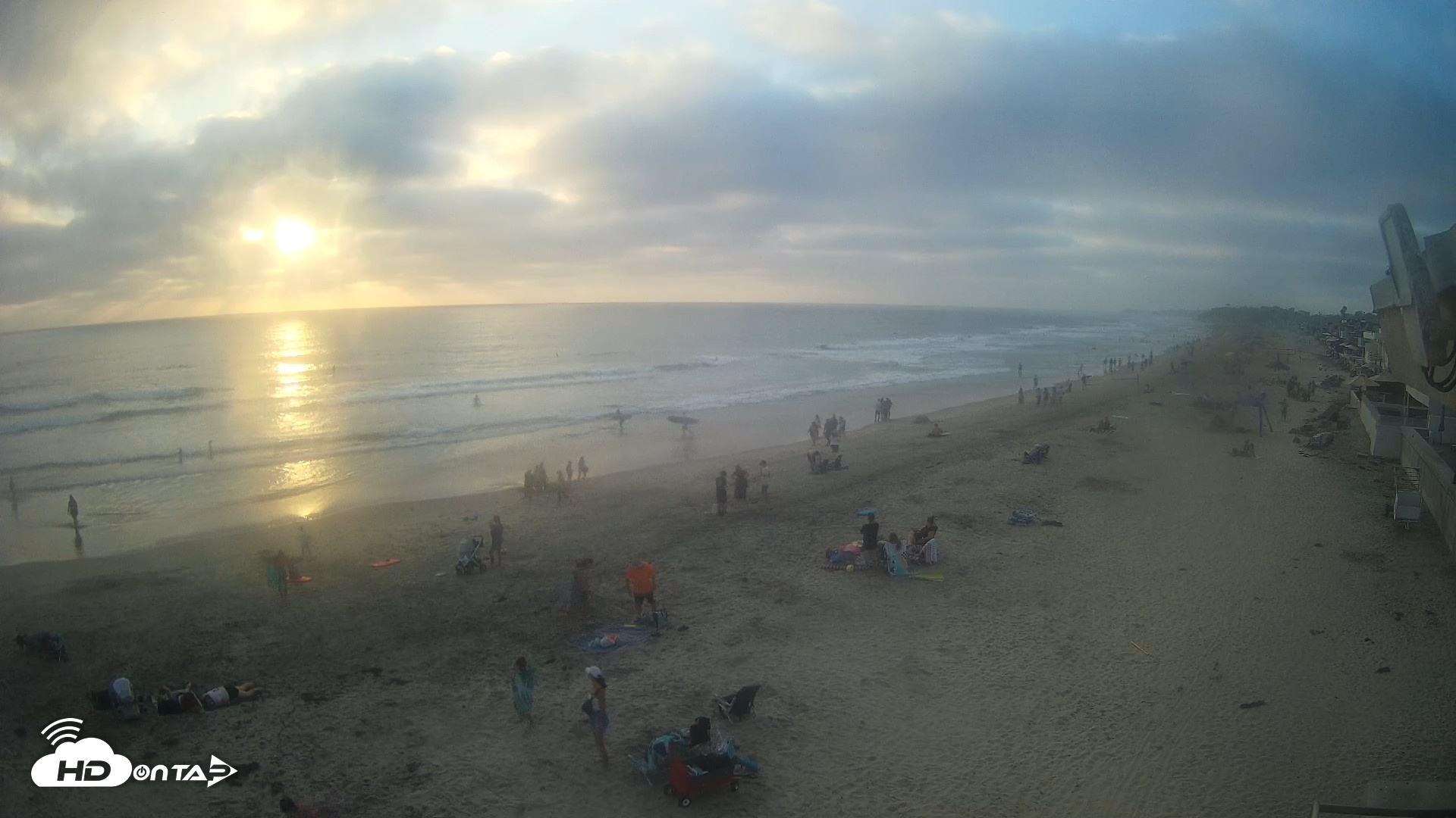 Snapshot of 17th St. Del Mar Beach - 4K NW View Live Cam taken Aug 2, 2026, 7:17pm PDT
