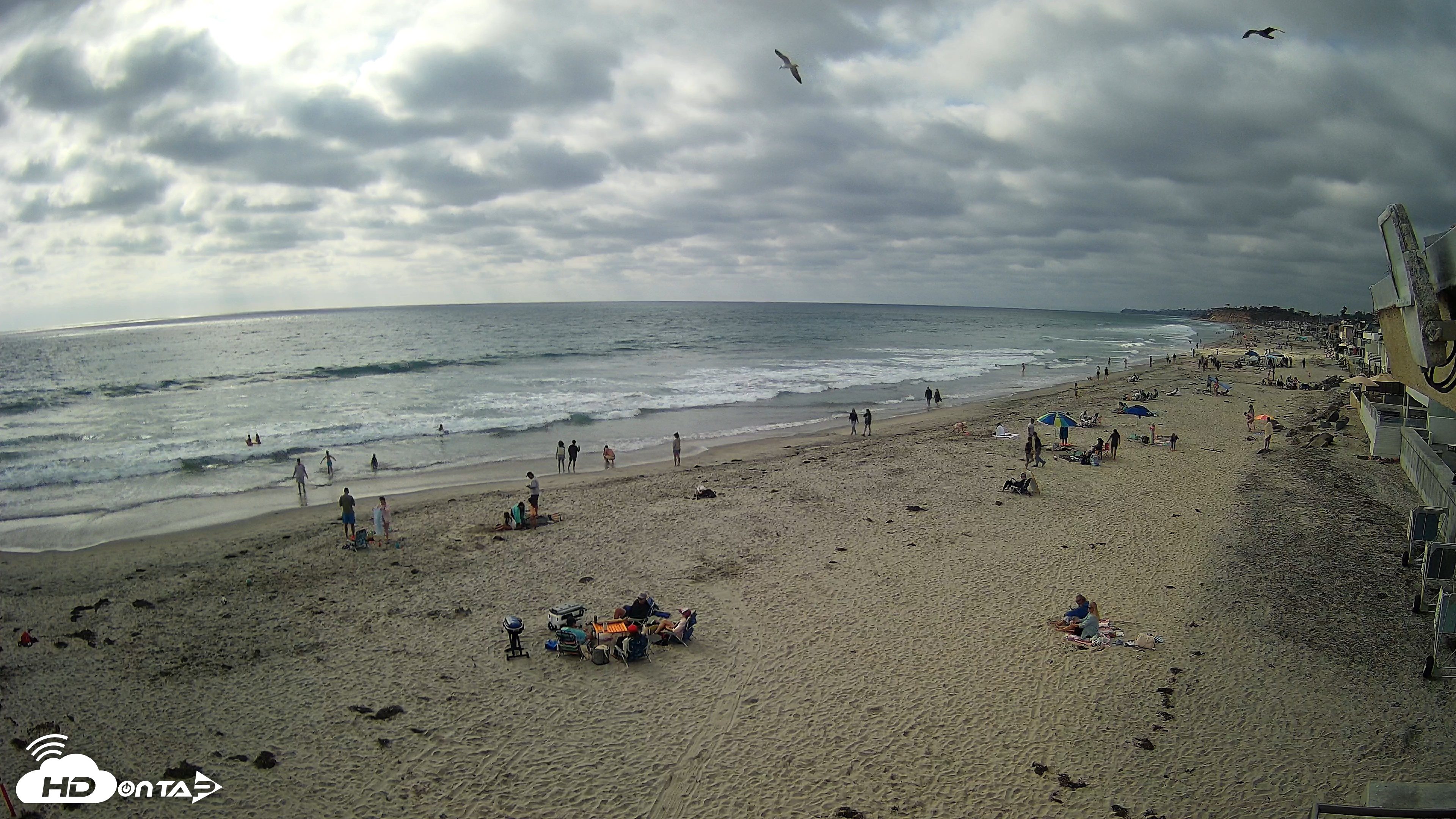 Snapshot of 17th St. Del Mar Beach - 4K NW View Live Cam taken May 23, 2026, 5:09pm PDT