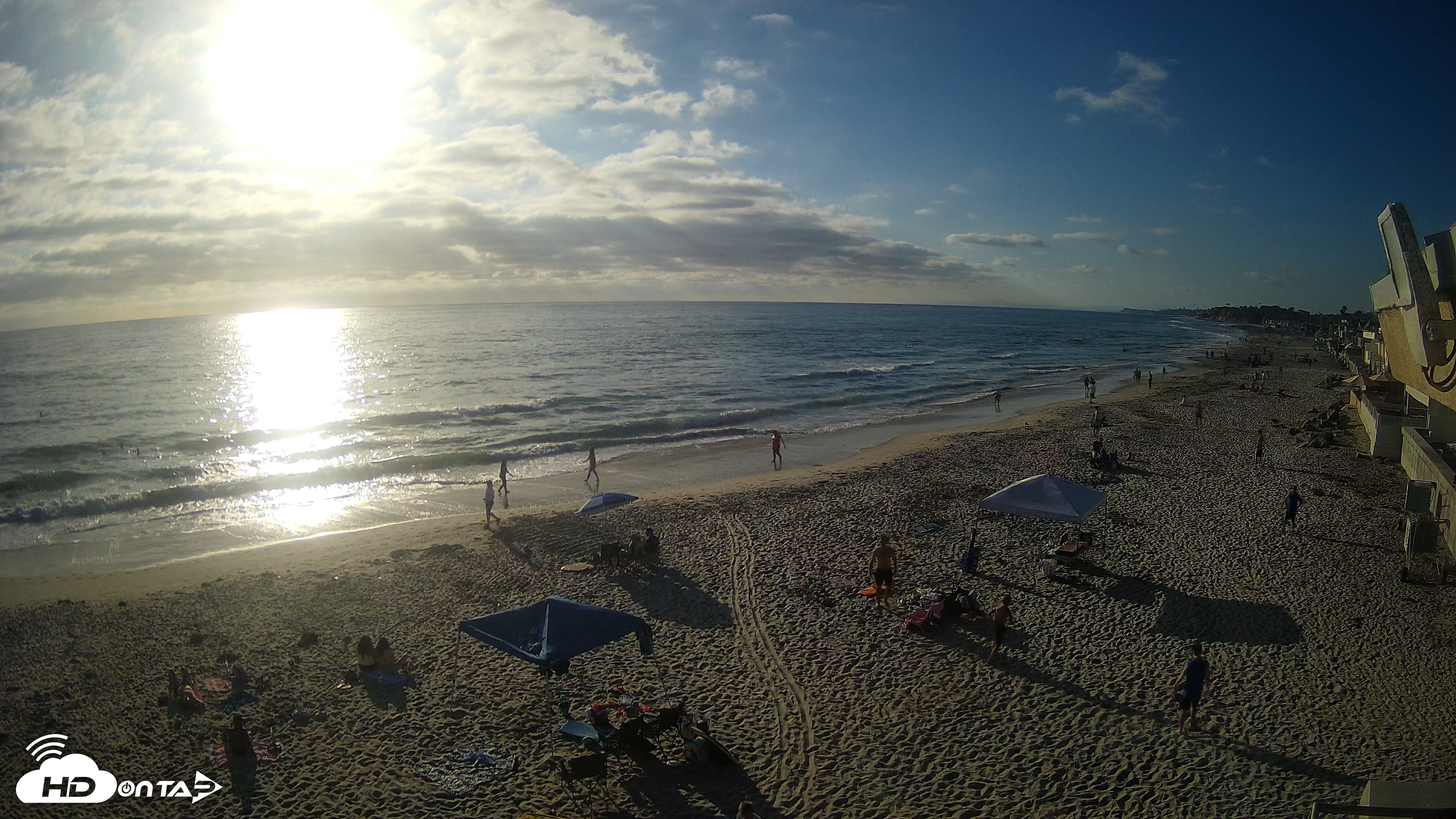 Snapshot of 17th St. Del Mar Beach - 4K NW View Live Cam taken Jun 26, 2026, 6:39pm PDT