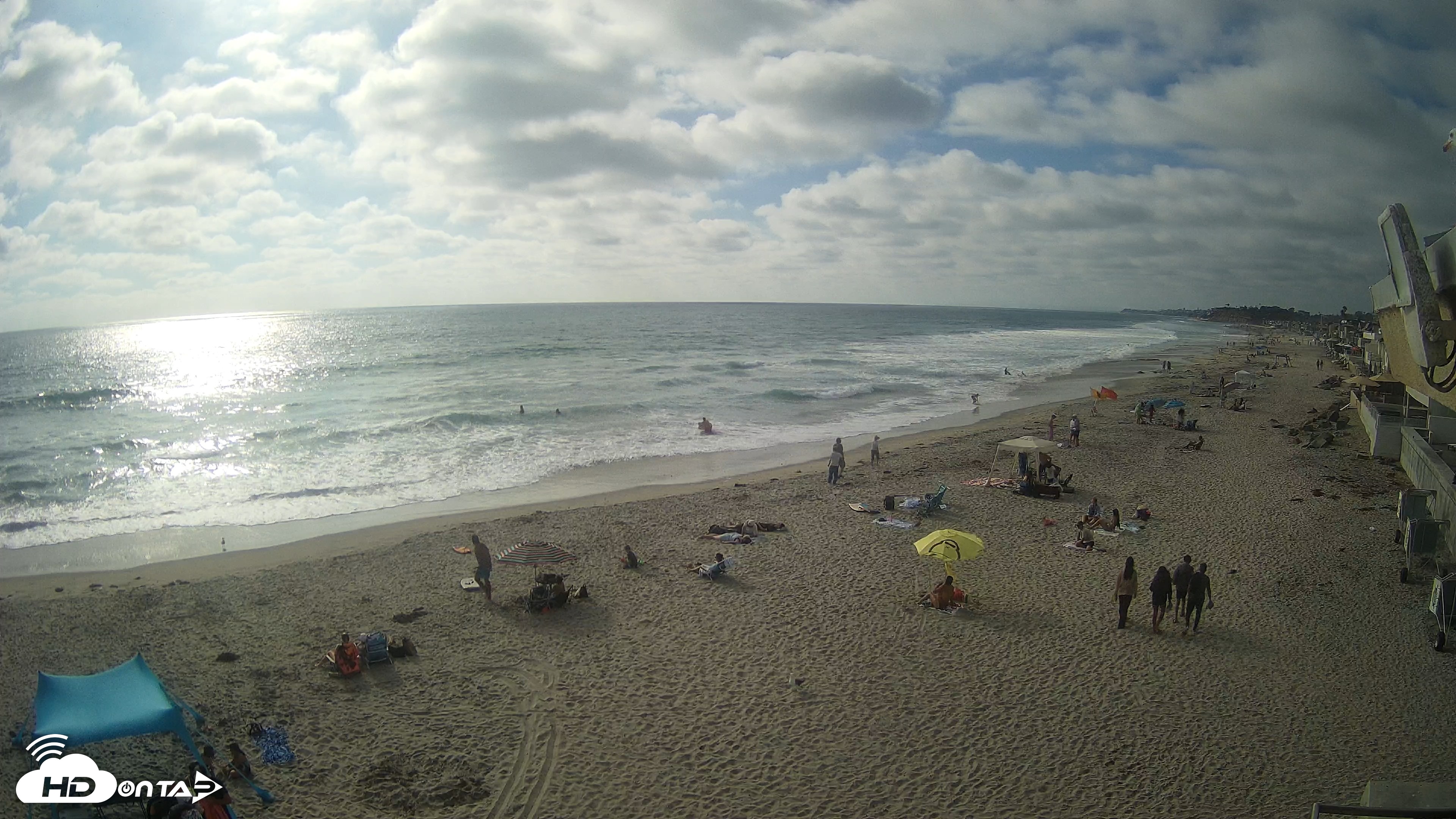 Snapshot of 17th St. Del Mar Beach - 4K NW View Live Cam taken Jun 25, 2026, 5:35pm PDT