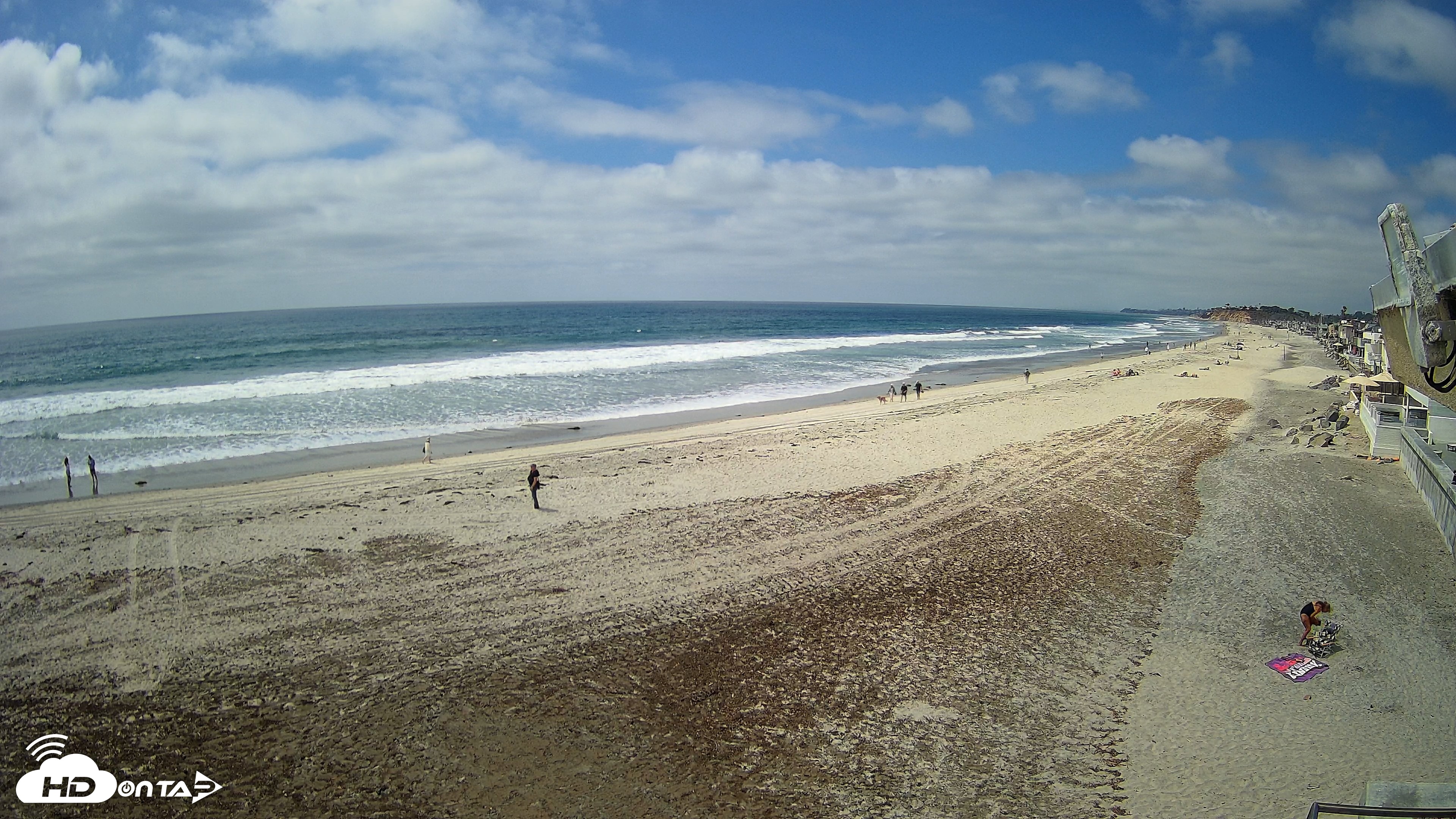 Snapshot of 17th St. Del Mar Beach - 4K NW View Live Cam taken May 7, 2026, 2:38pm PDT