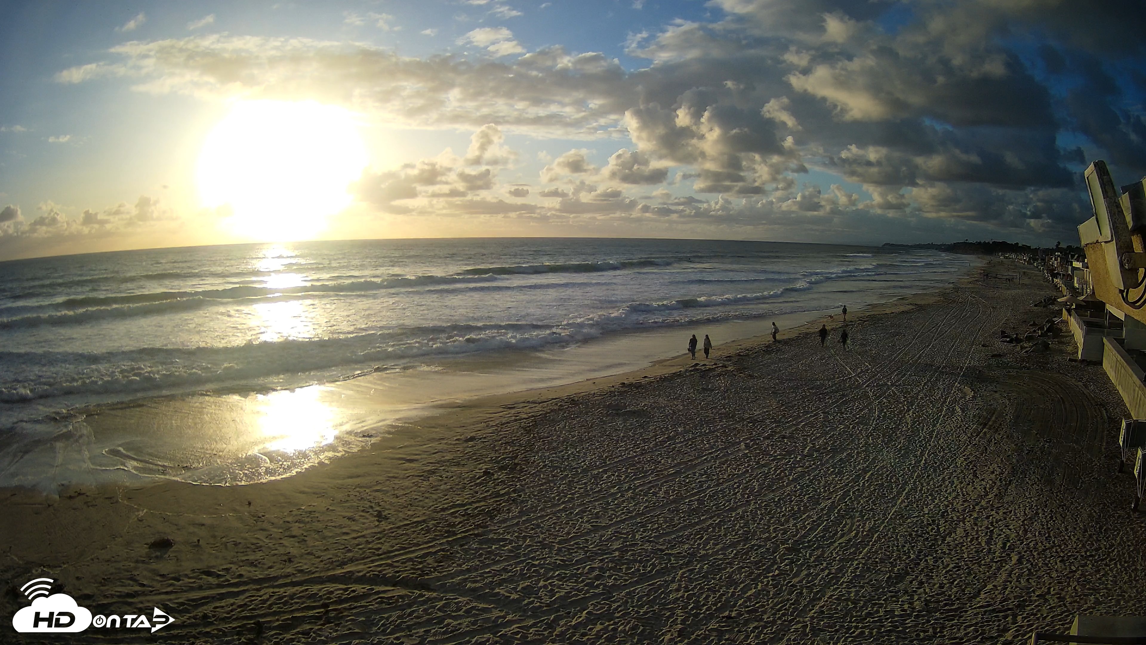 Snapshot of 17th St. Del Mar Beach - 4K NW View Live Cam taken May 27, 2026, 7:17pm PDT