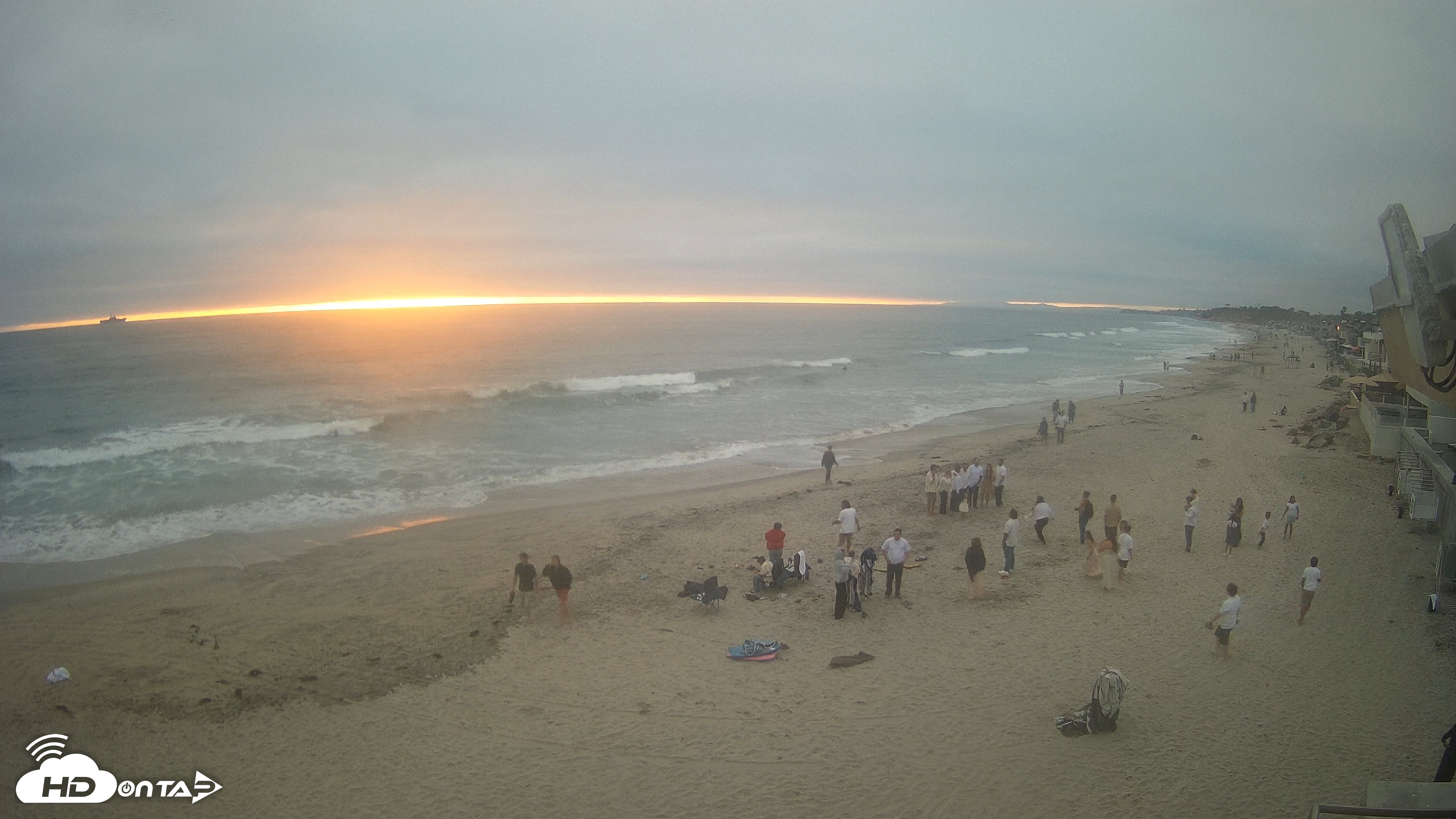 Snapshot of 17th St. Del Mar Beach - 4K NW View Live Cam taken Jun 27, 2026, 7:36pm PDT