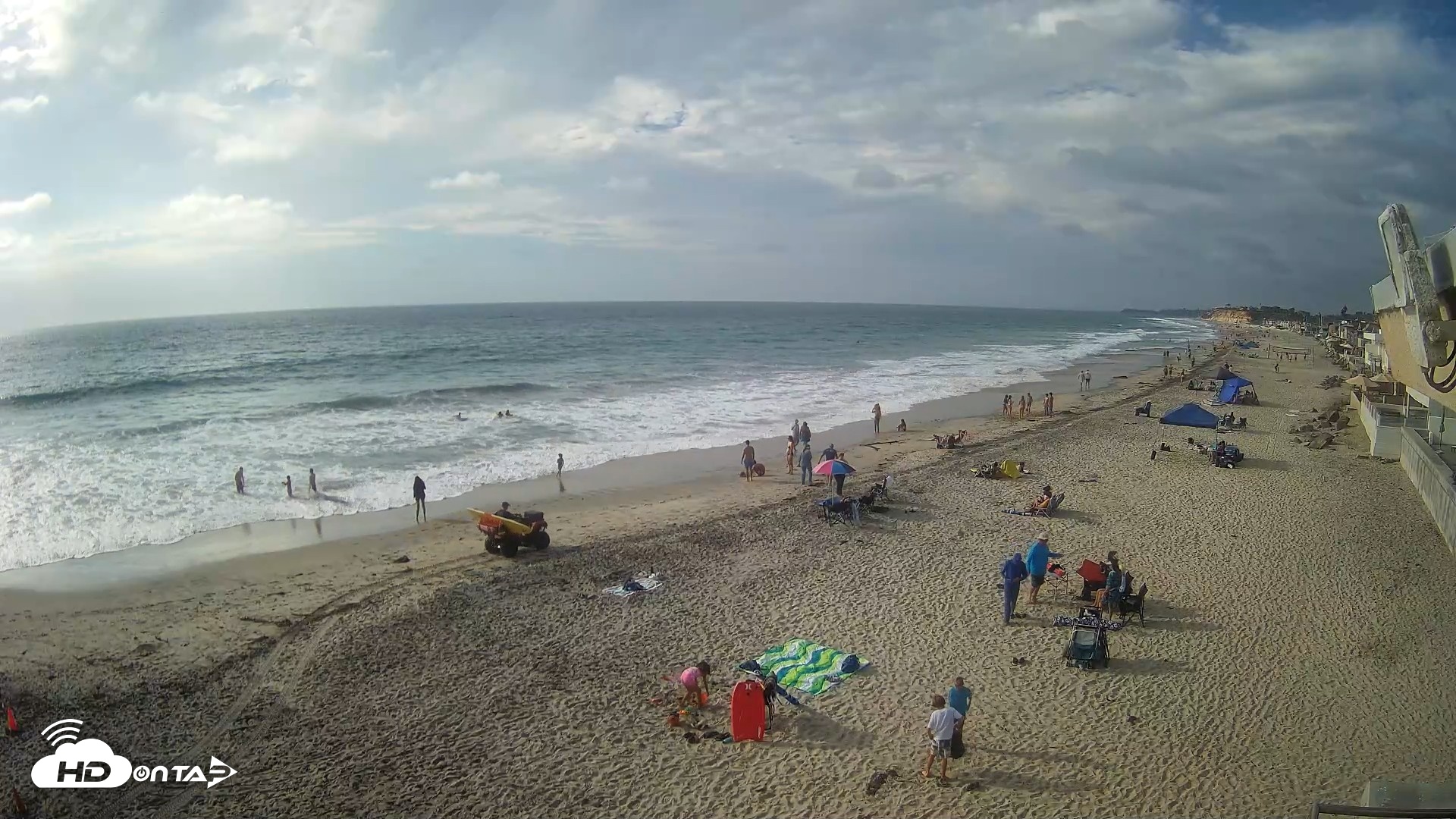 Snapshot of 17th St. Del Mar Beach - 4K NW View Live Cam taken Sep 20, 2026, 4:43pm PDT