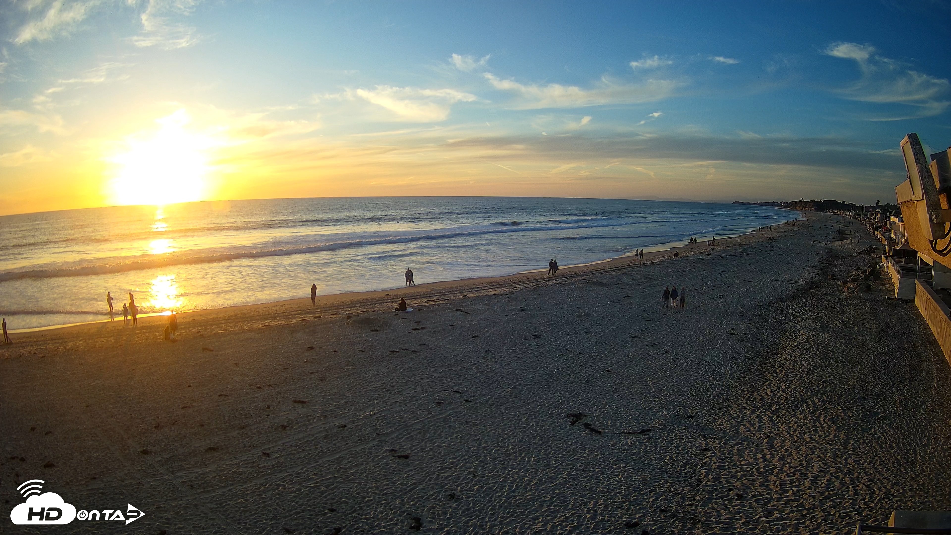 Snapshot of 17th St. Del Mar Beach - 4K NW View Live Cam taken Apr 23, 2026, 7:15pm PDT