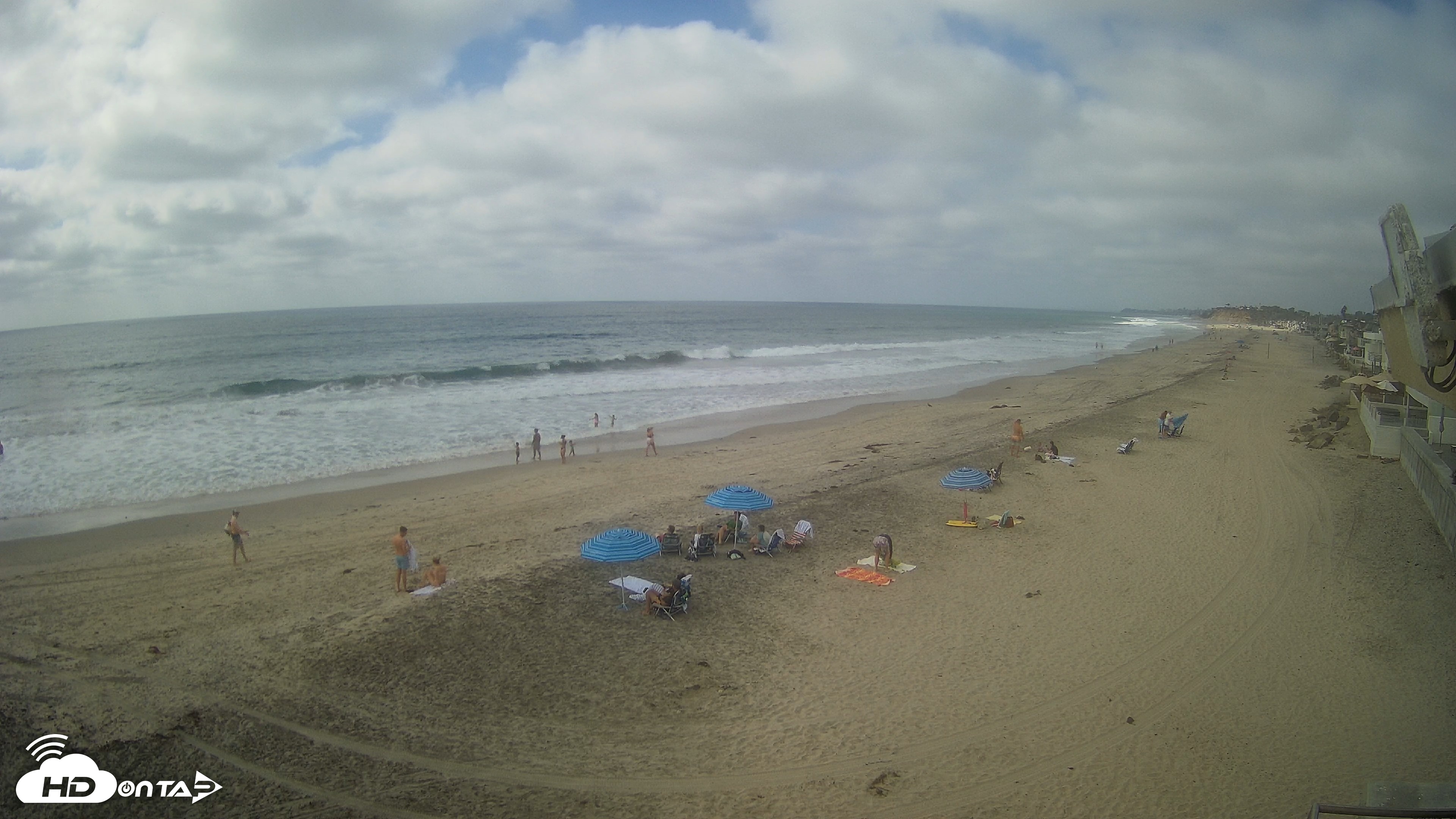 Snapshot of 17th St. Del Mar Beach - 4K NW View Live Cam taken Sep 23, 2026, 3:20pm PDT