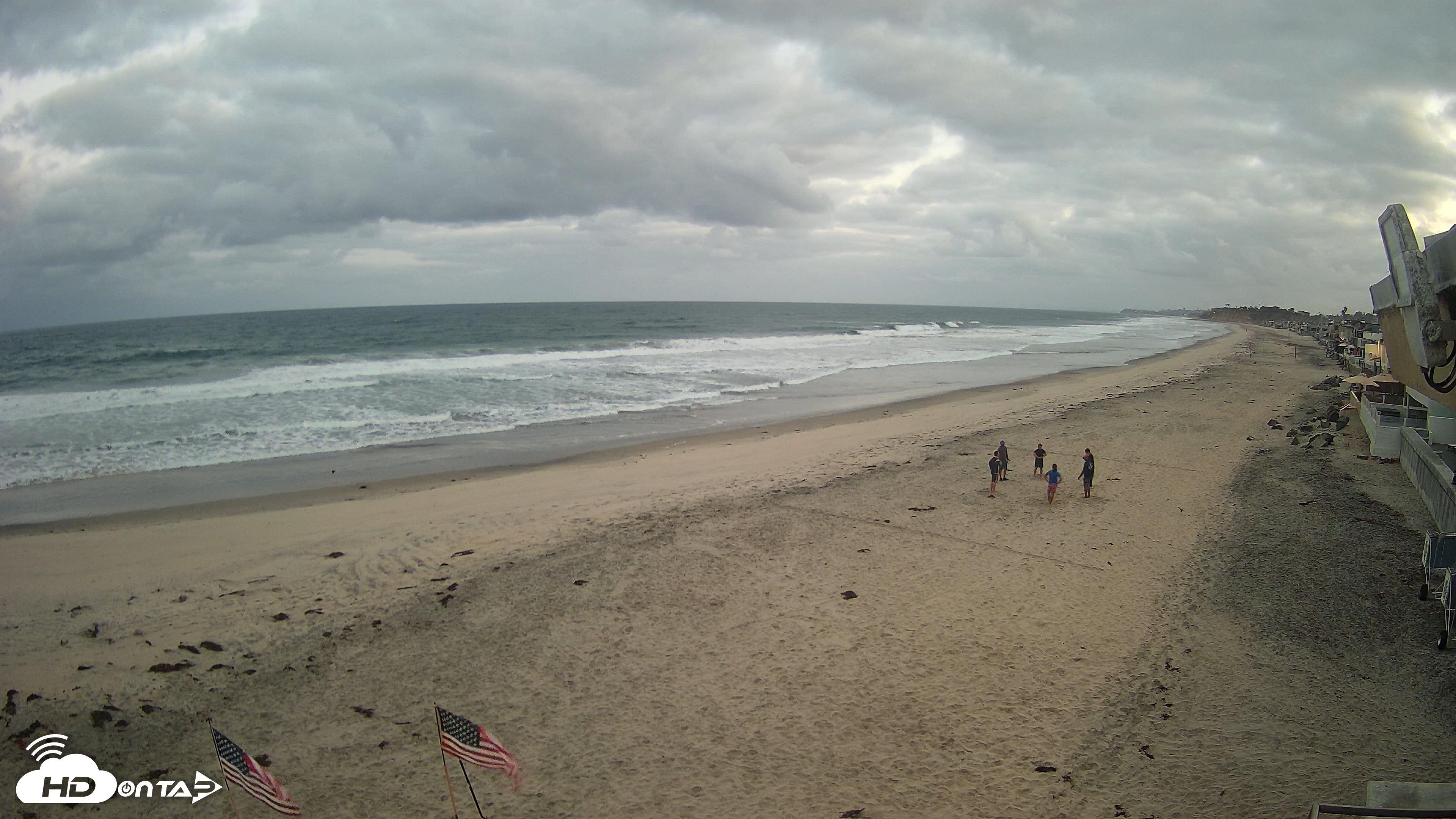 Snapshot of 17th St. Del Mar Beach - 4K NW View Live Cam taken May 27, 2026, 5:36am PDT