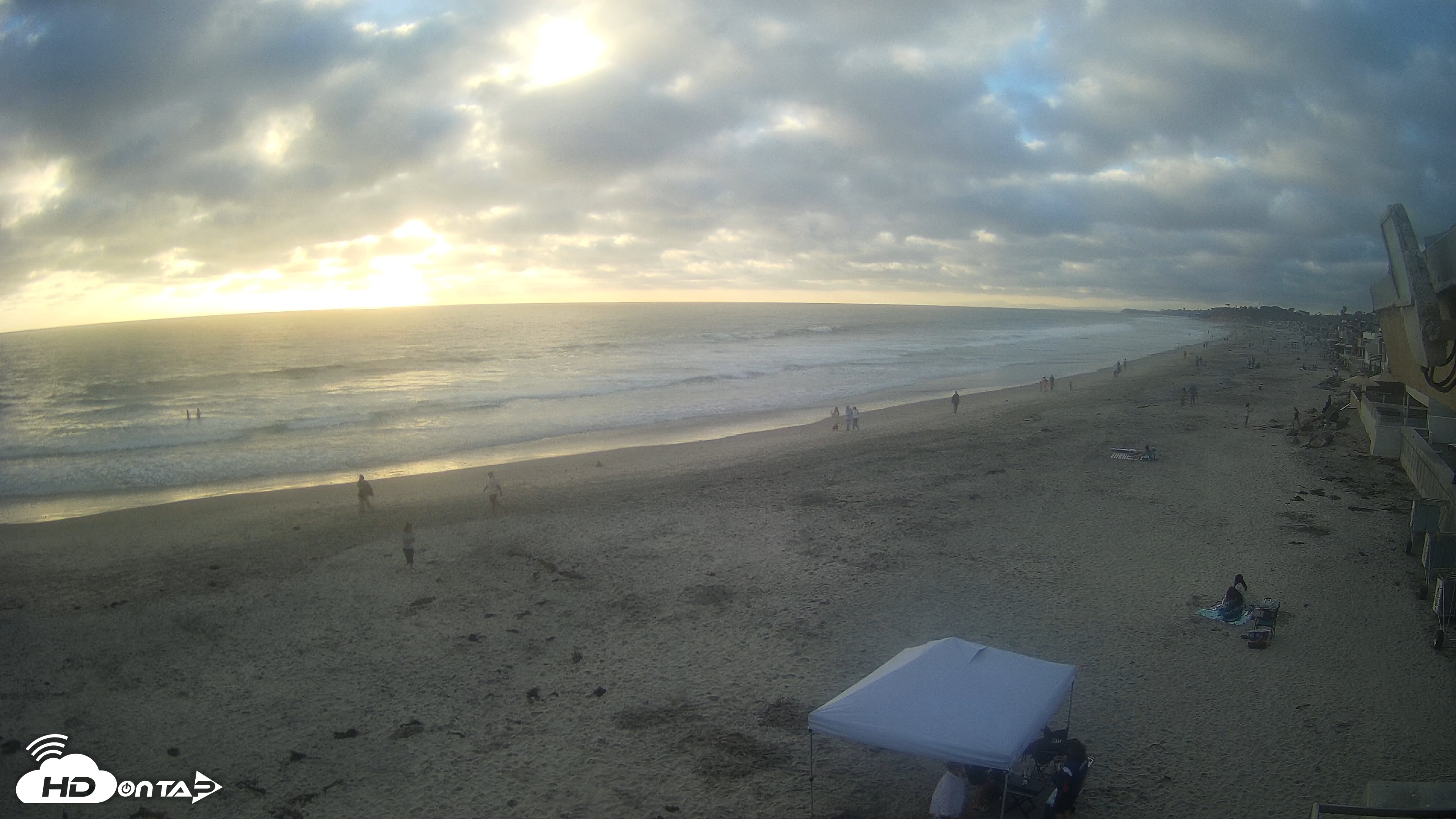 Snapshot of 17th St. Del Mar Beach - 4K NW View Live Cam taken Jun 19, 2026, 7:14pm PDT