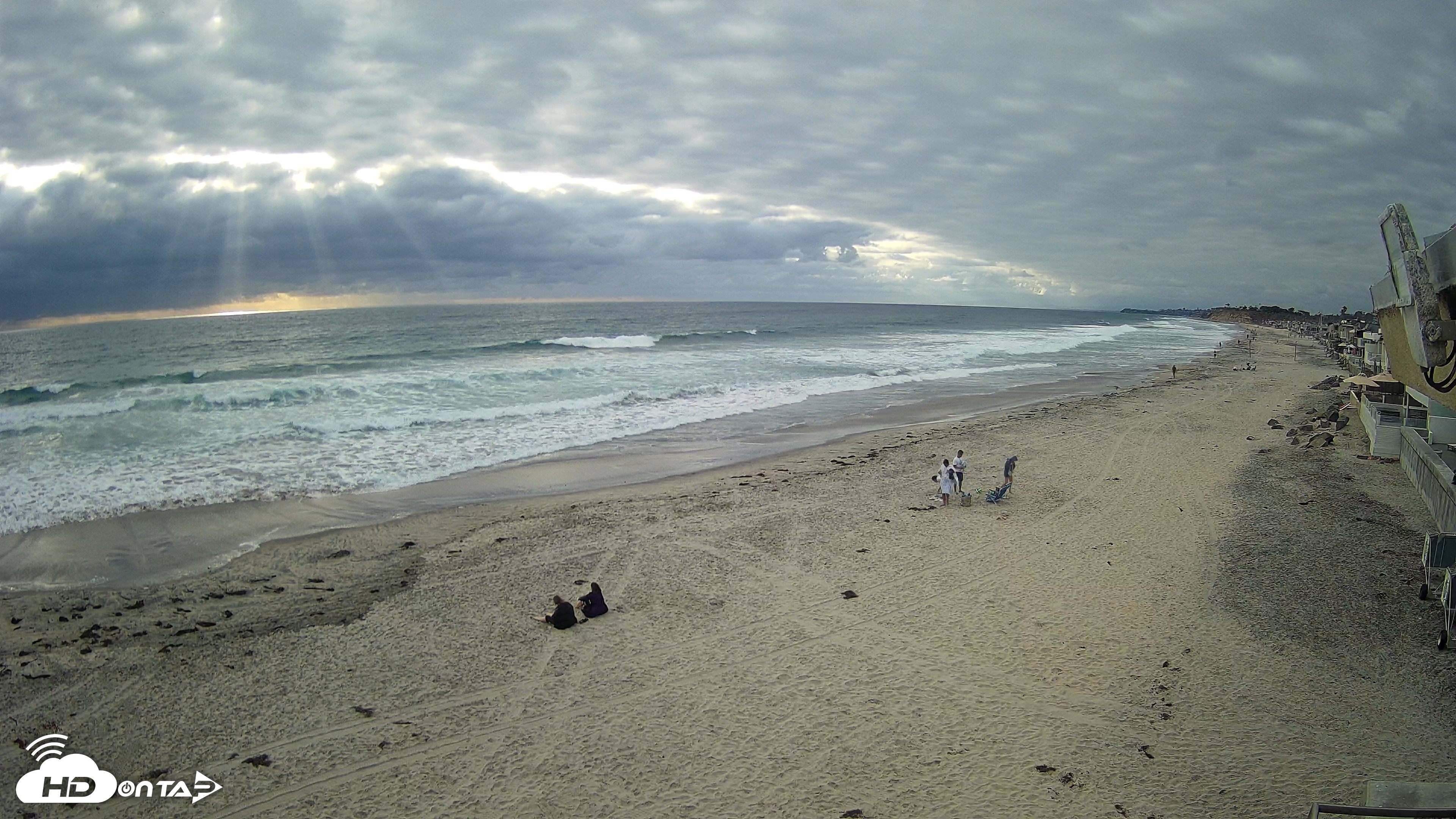 Snapshot of 17th St. Del Mar Beach - 4K NW View Live Cam taken May 26, 2026, 6:15pm PDT