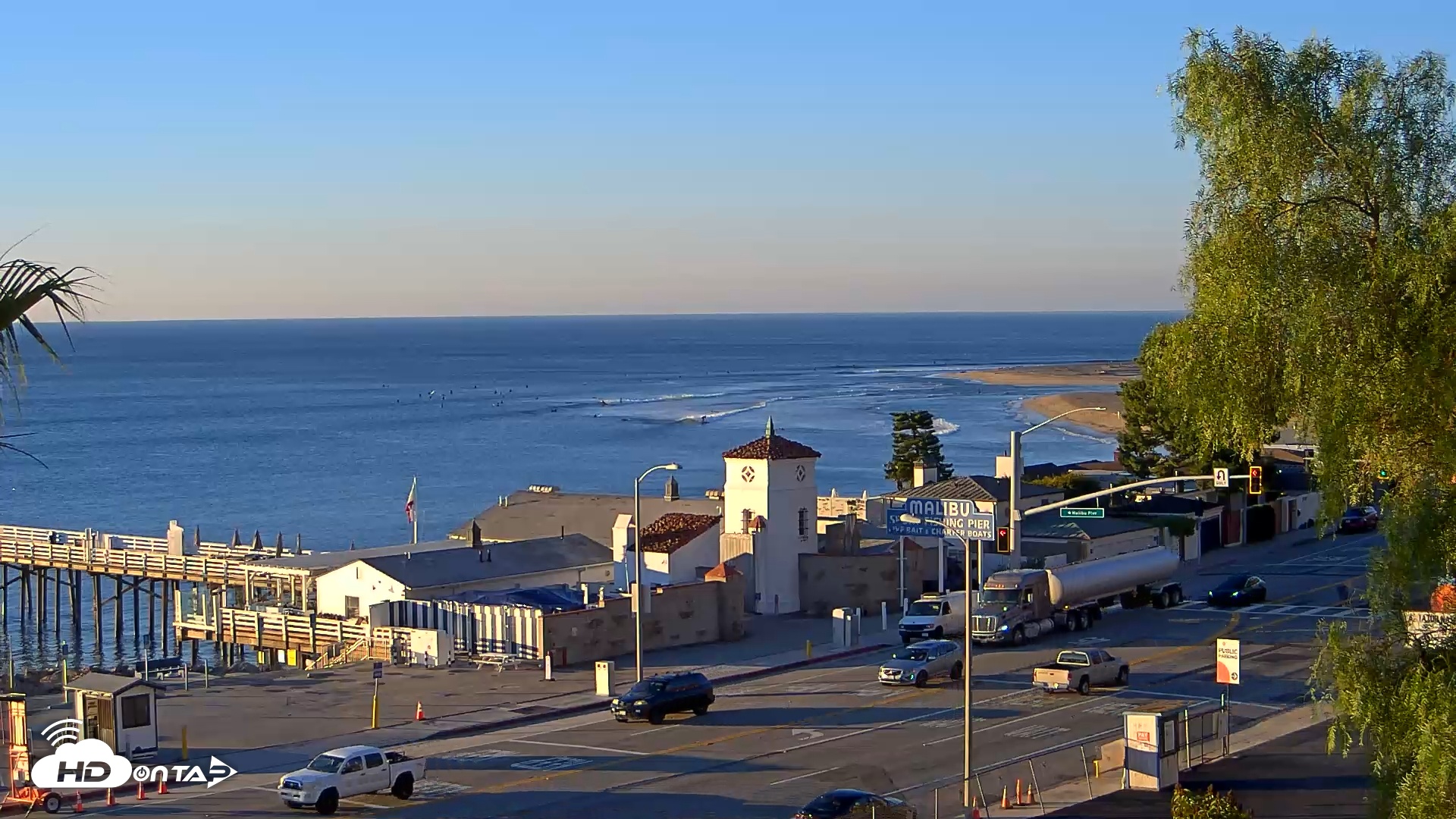Snapshot of Malibu Pier Live Webcam taken Nov 25, 2025, 7:15am PST