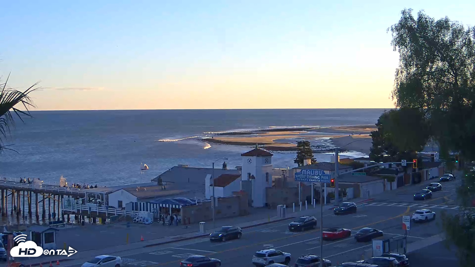 Snapshot of Malibu Pier Live Webcam taken Nov 22, 2025, 4:22pm PST