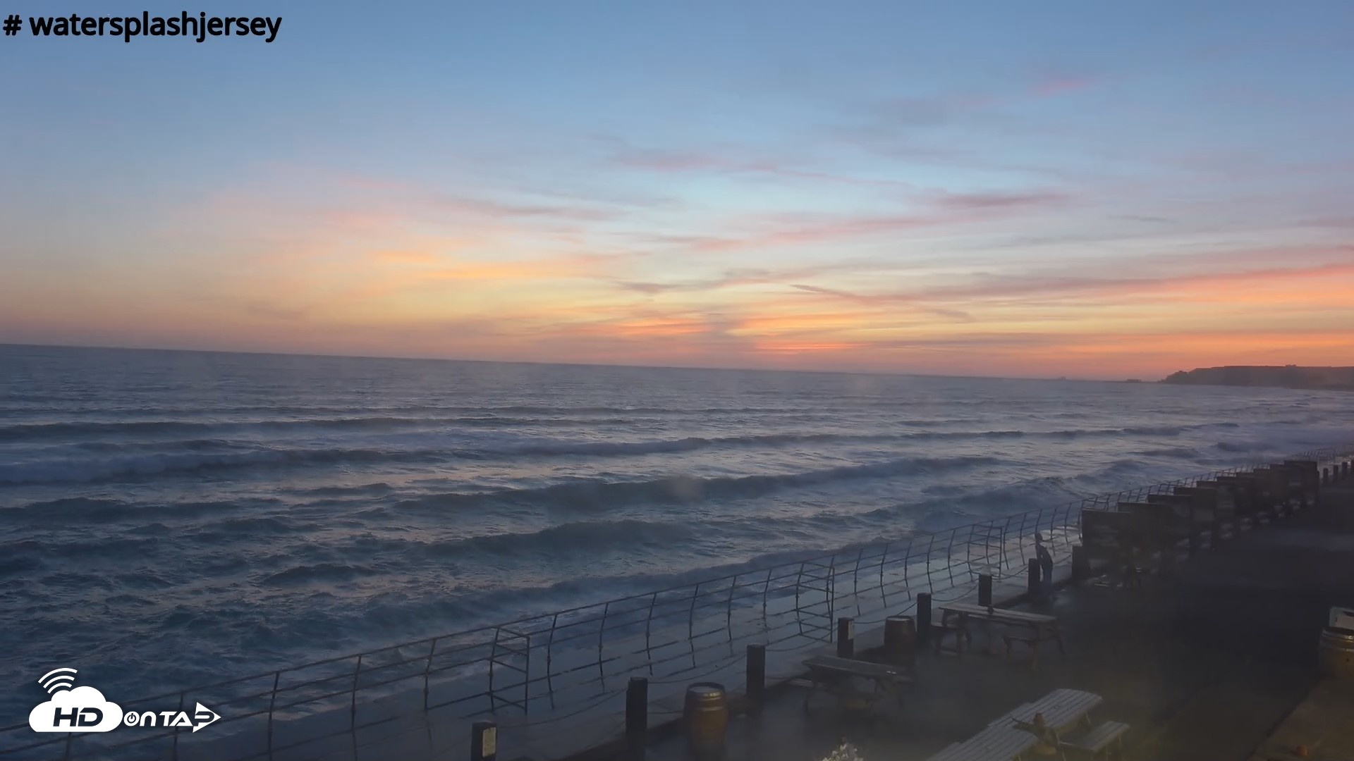 Snapshot of St. Quens Bay Jersey Island Live Webcam taken Jul 2, 2026, 9:39pm BST