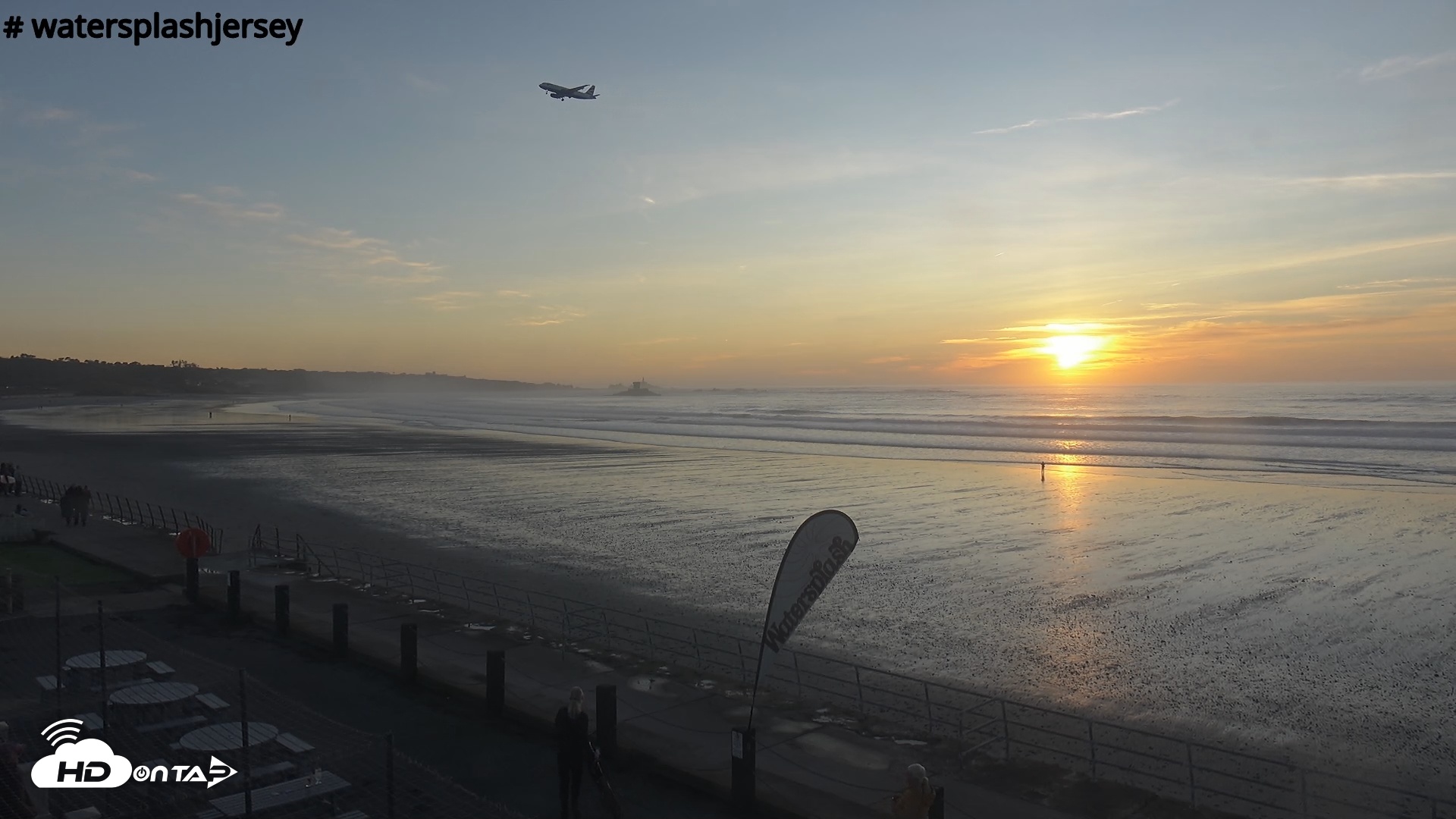 Snapshot of St. Quens Bay Jersey Island Live Webcam taken Dec 13, 2025, 3:59pm GMT