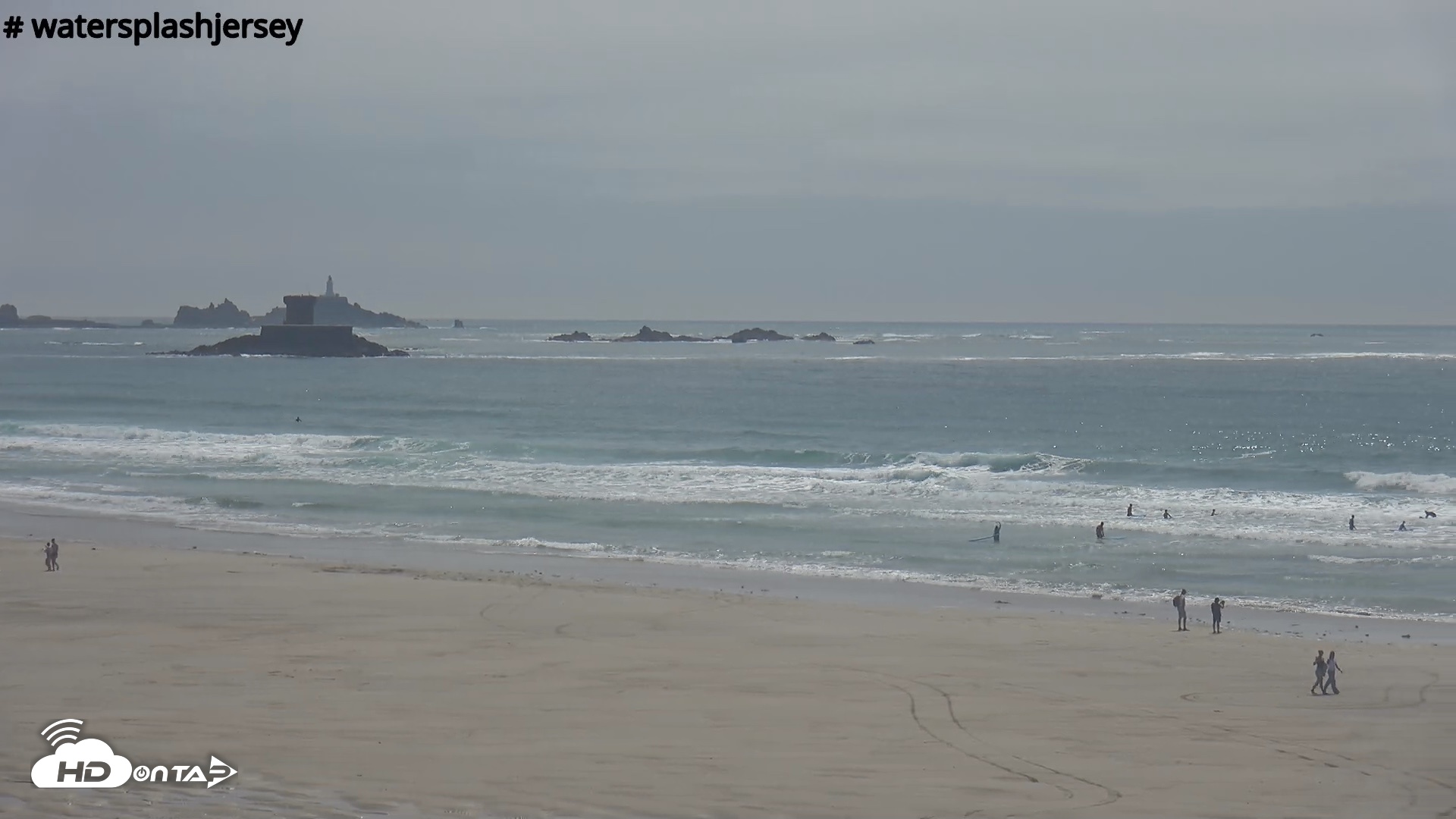 Snapshot of St. Quens Bay Jersey Island Live Webcam taken Jun 13, 2026, 2:56pm BST