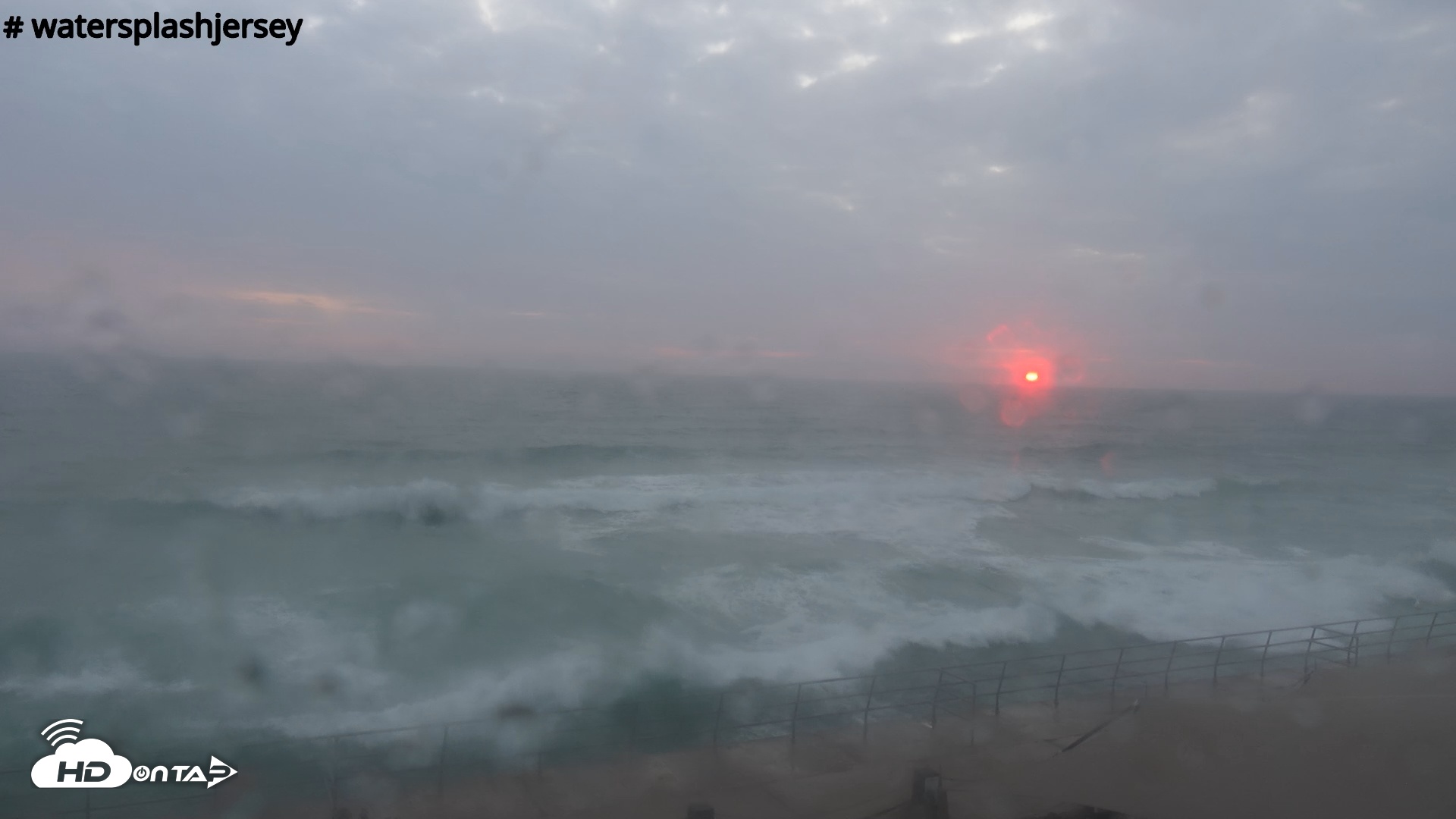 Snapshot of St. Quens Bay Jersey Island Live Webcam taken Jul 27, 2025, 8:50pm BST