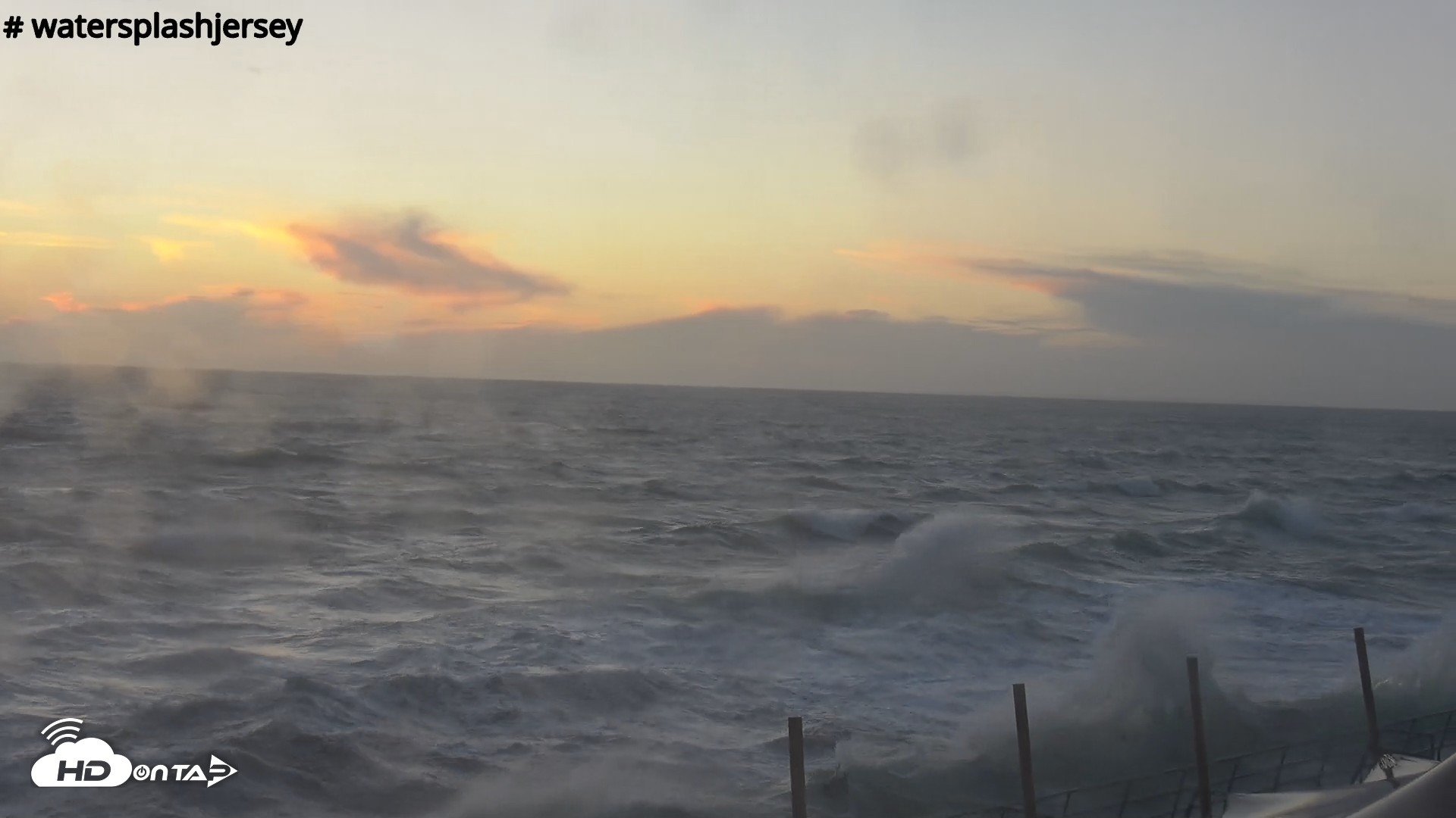 Snapshot of St. Quens Bay Jersey Island Live Webcam taken Aug 30, 2026, 8:04pm BST