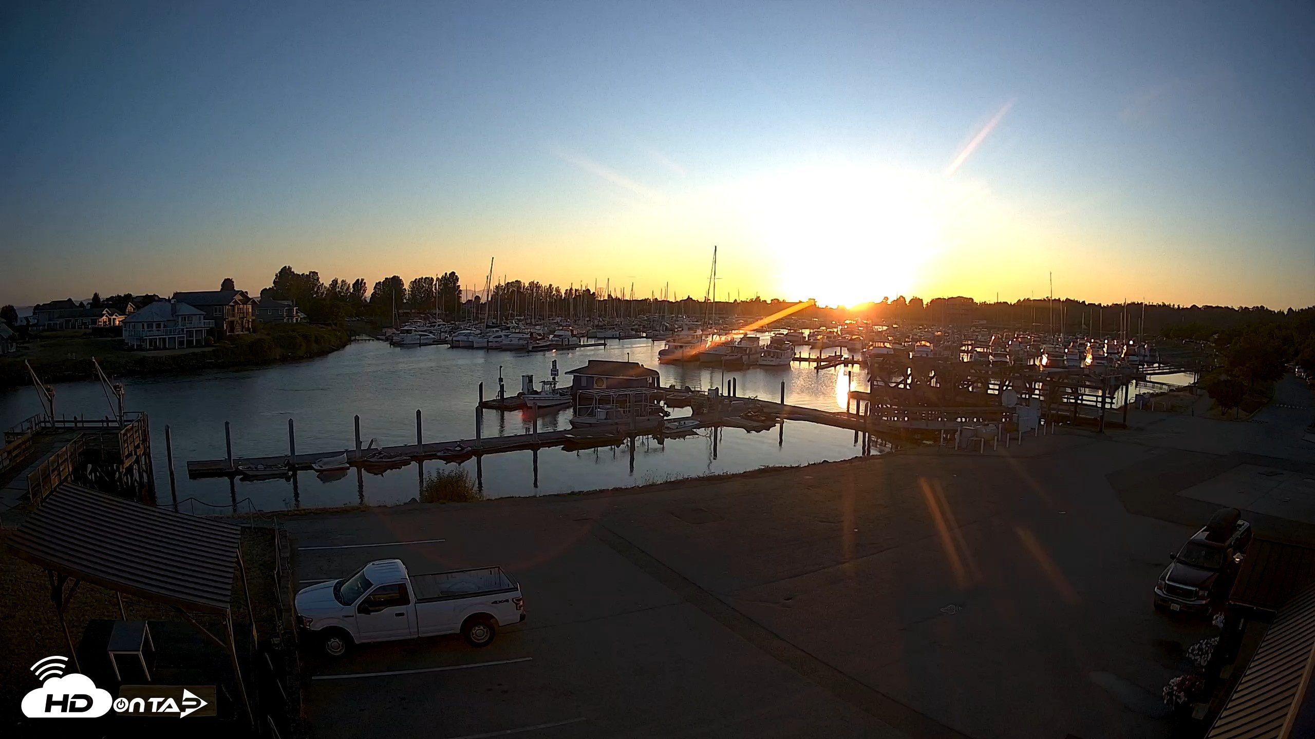 Snapshot of Point Roberts Marina NW Live Webcam taken Aug 8, 2026, 8:24pm PDT