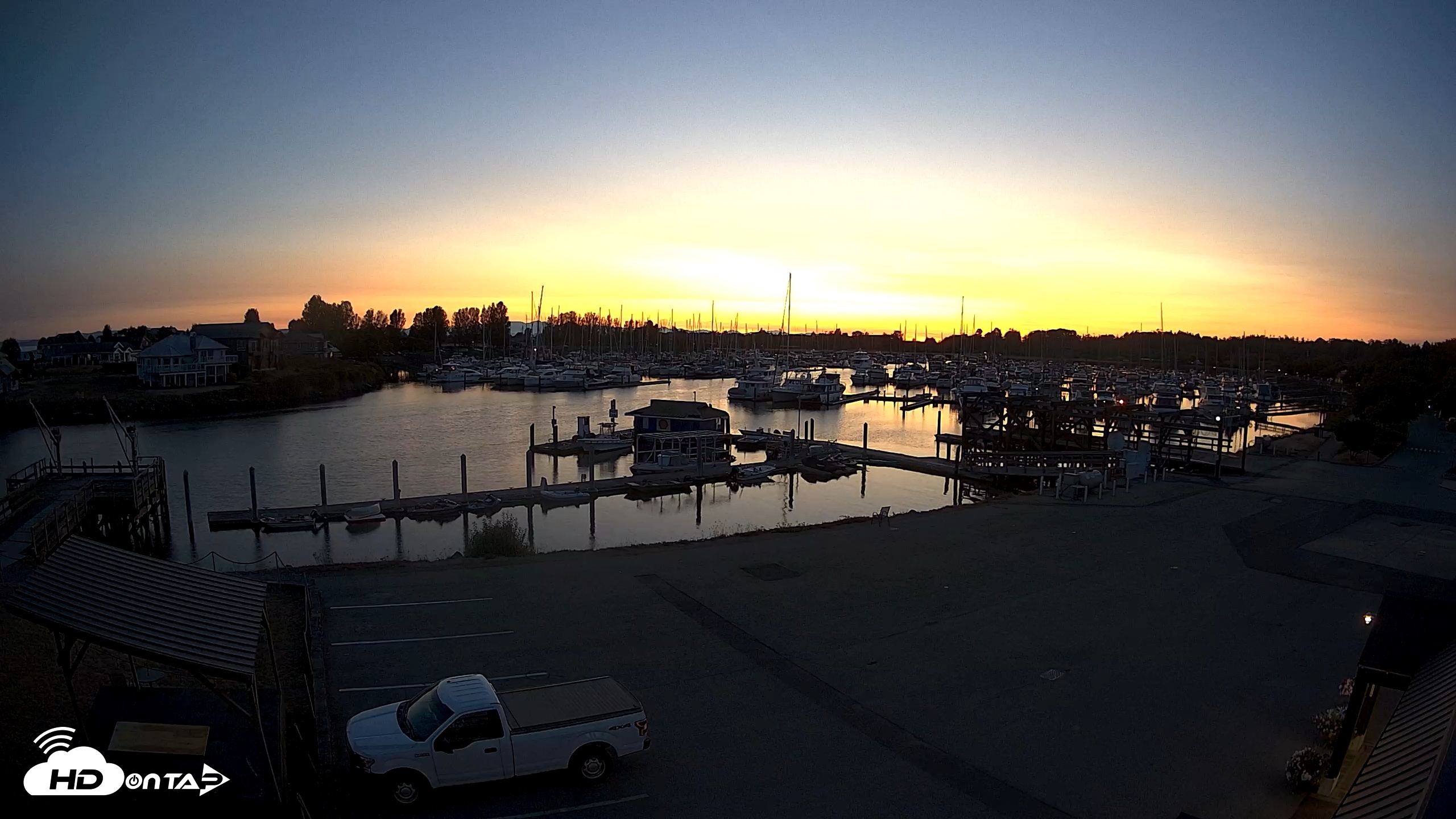 Snapshot of Point Roberts Marina NW Live Webcam taken Aug 24, 2026, 8:30pm PDT