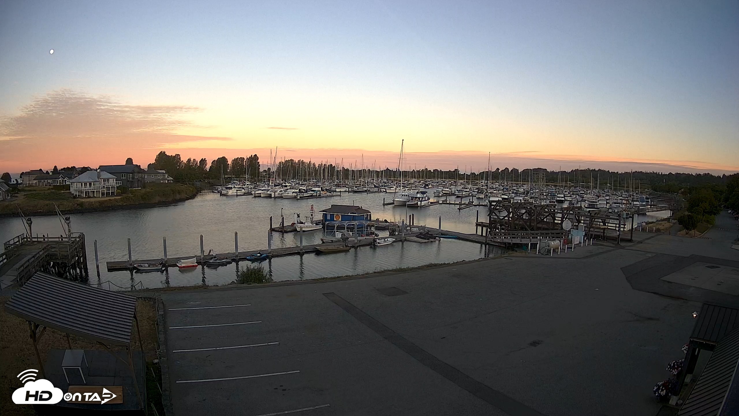 Snapshot of Point Roberts Marina NW Live Webcam taken Jul 31, 2026, 5:53am PDT