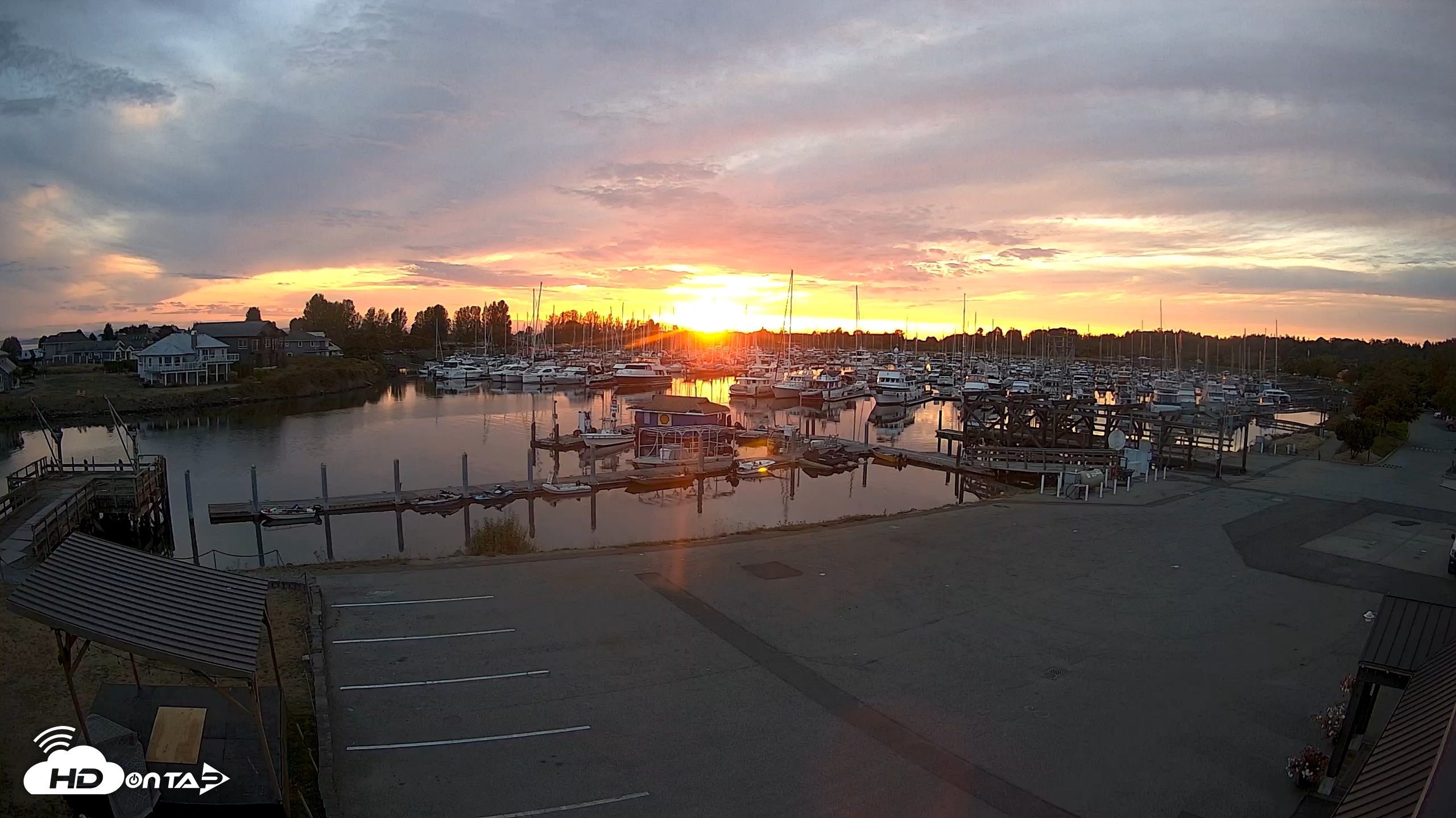 Snapshot of Point Roberts Marina NW Live Webcam taken Sep 10, 2026, 7:27pm PDT