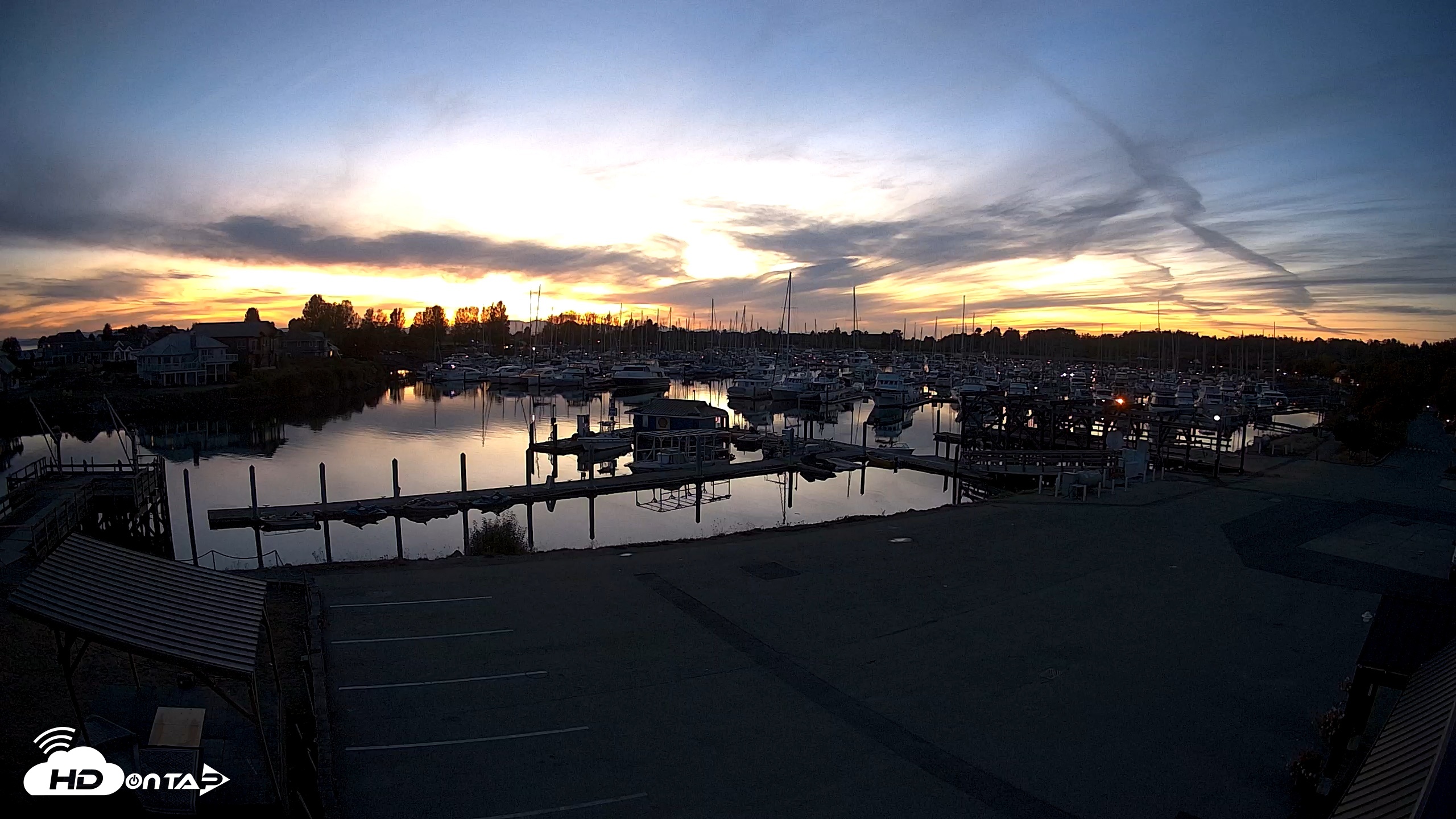 Snapshot of Point Roberts Marina NW Live Webcam taken Sep 26, 2026, 7:27pm PDT