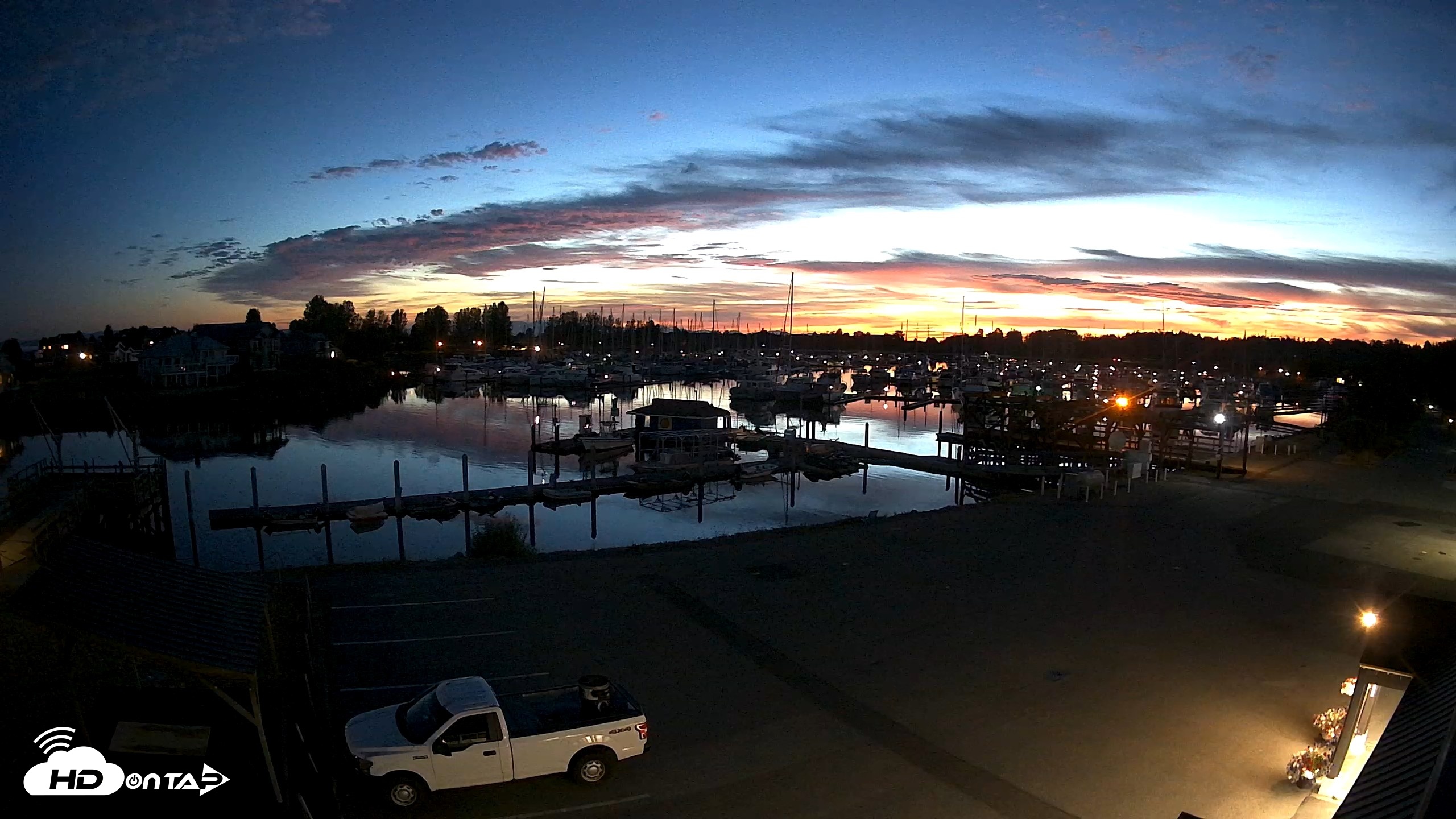 Snapshot of Point Roberts Marina NW Live Webcam taken Aug 19, 2026, 9:07pm PDT