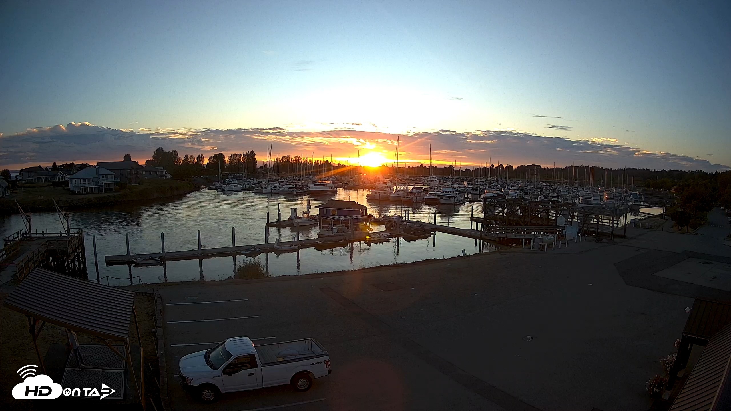 Snapshot of Point Roberts Marina NW Live Webcam taken Sep 6, 2026, 7:35pm PDT