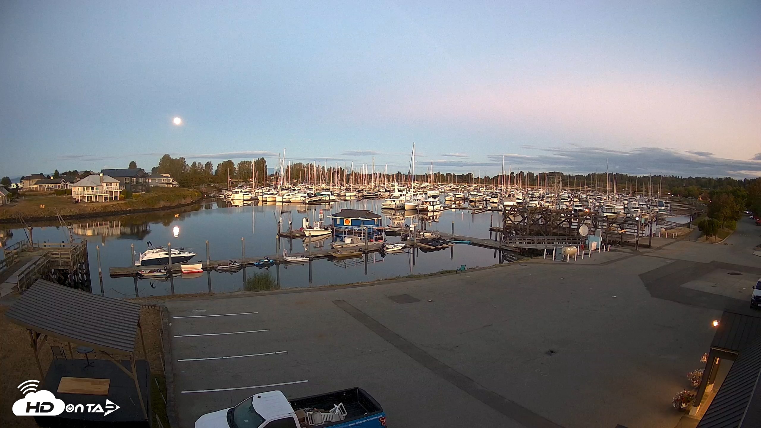 Snapshot of Point Roberts Marina NW Live Webcam taken Aug 28, 2026, 6:04am PDT