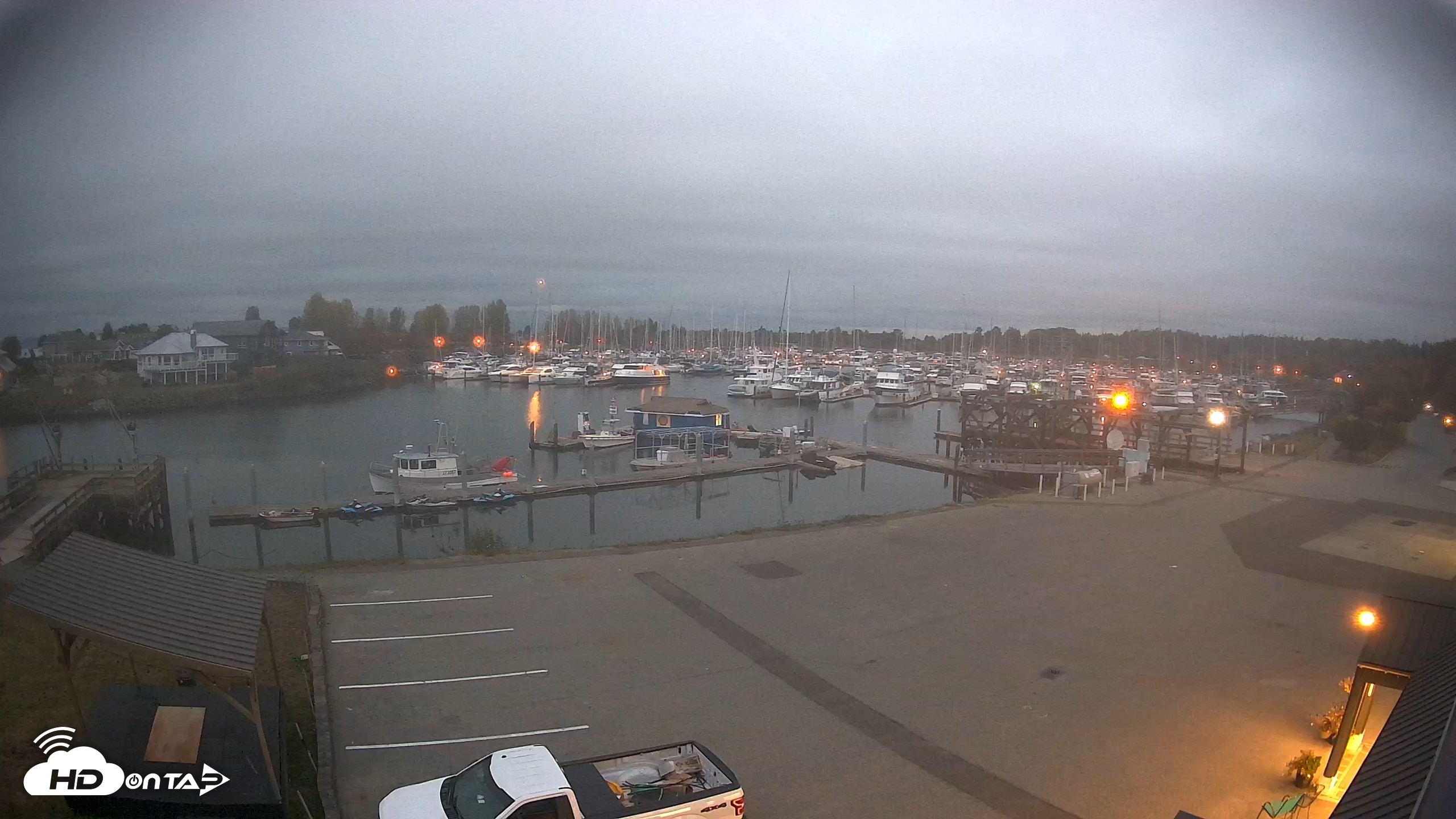 Snapshot of Point Roberts Marina NW Live Webcam taken Oct 10, 2026, 7:03am PDT