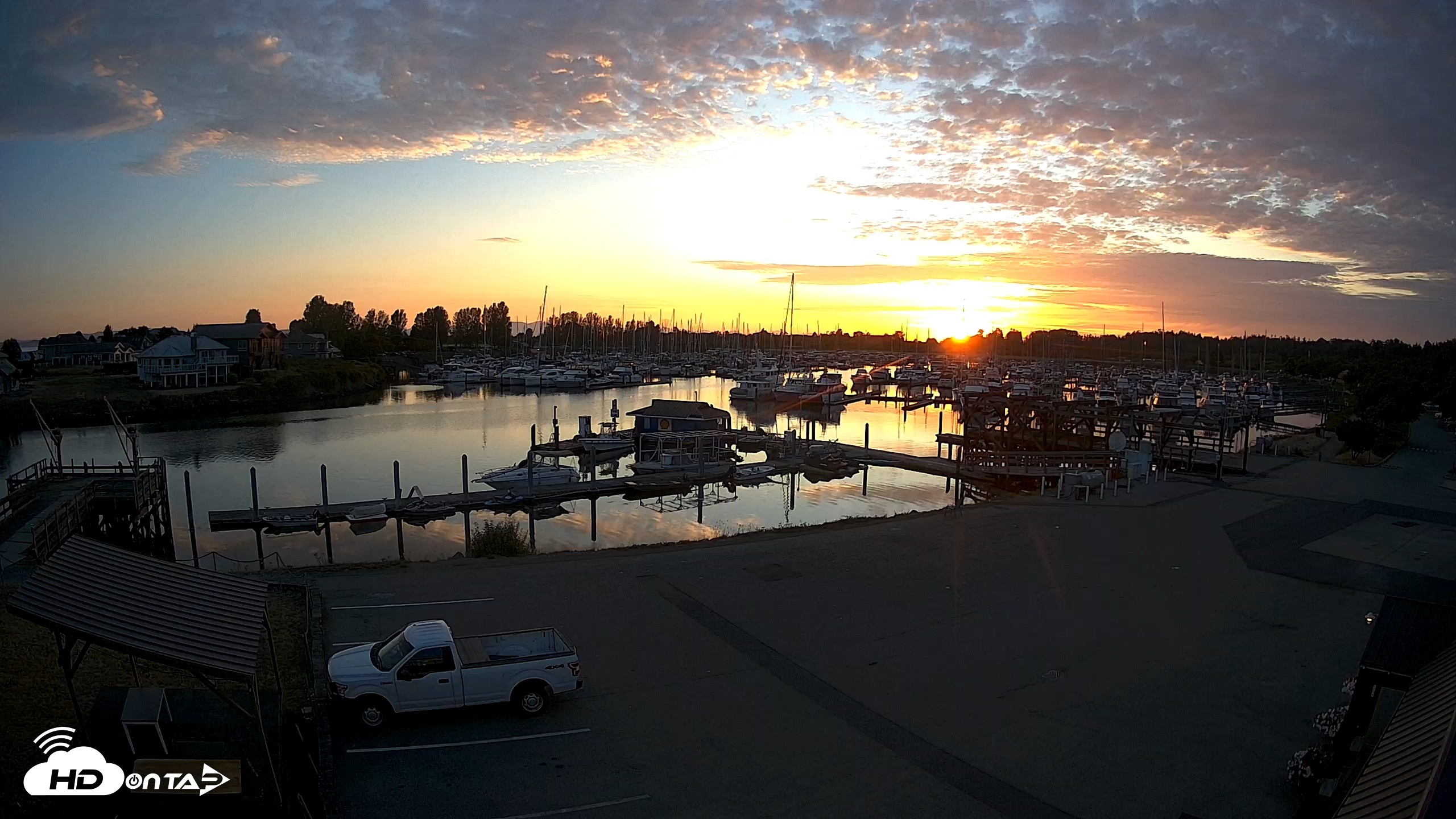 Snapshot of Point Roberts Marina NW Live Webcam taken Aug 9, 2026, 8:32pm PDT