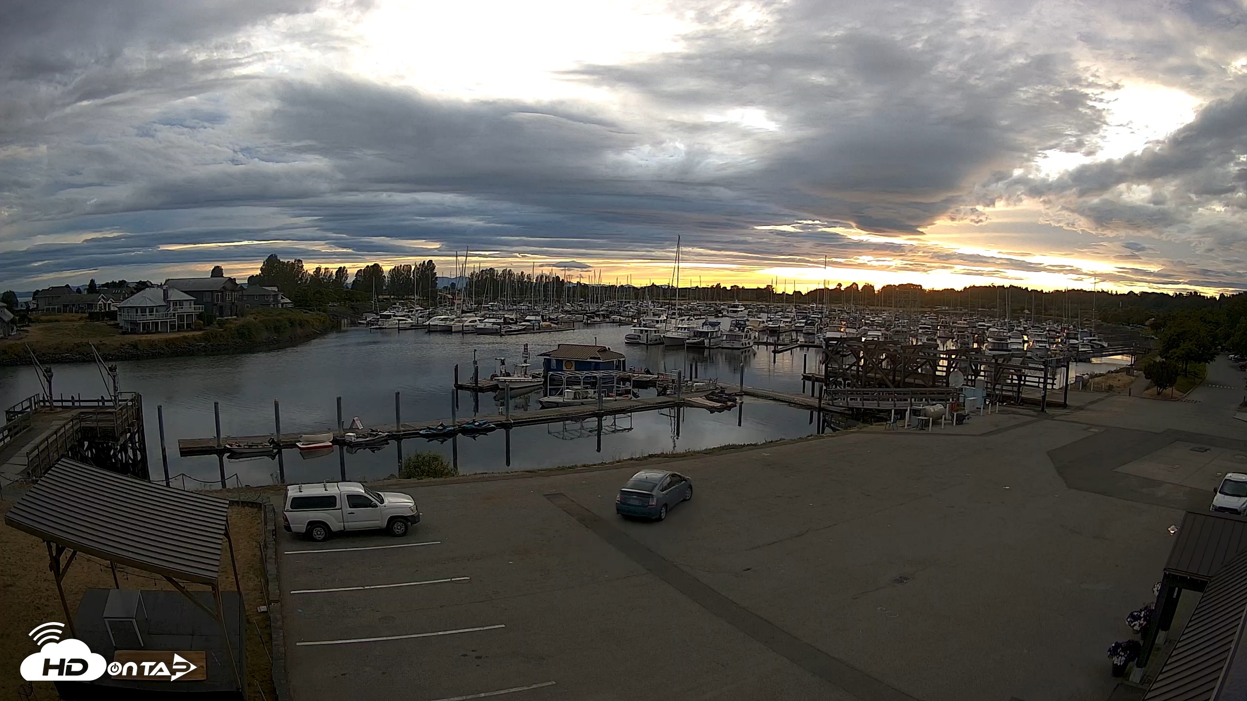 Snapshot of Point Roberts Marina NW Live Webcam taken Jul 10, 2026, 8:33pm PDT