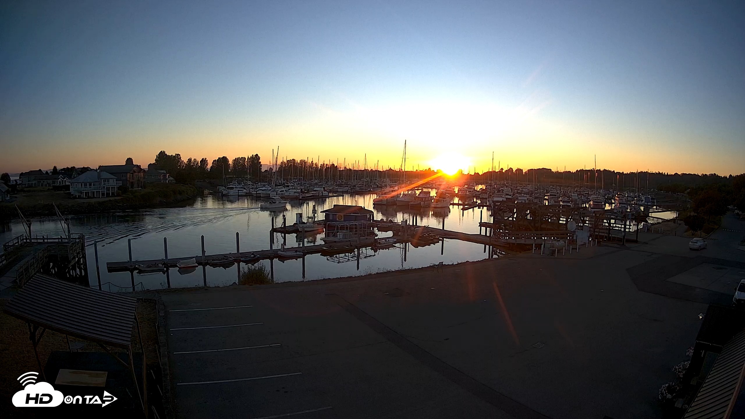 Snapshot of Point Roberts Marina NW Live Webcam taken Aug 20, 2026, 8:12pm PDT