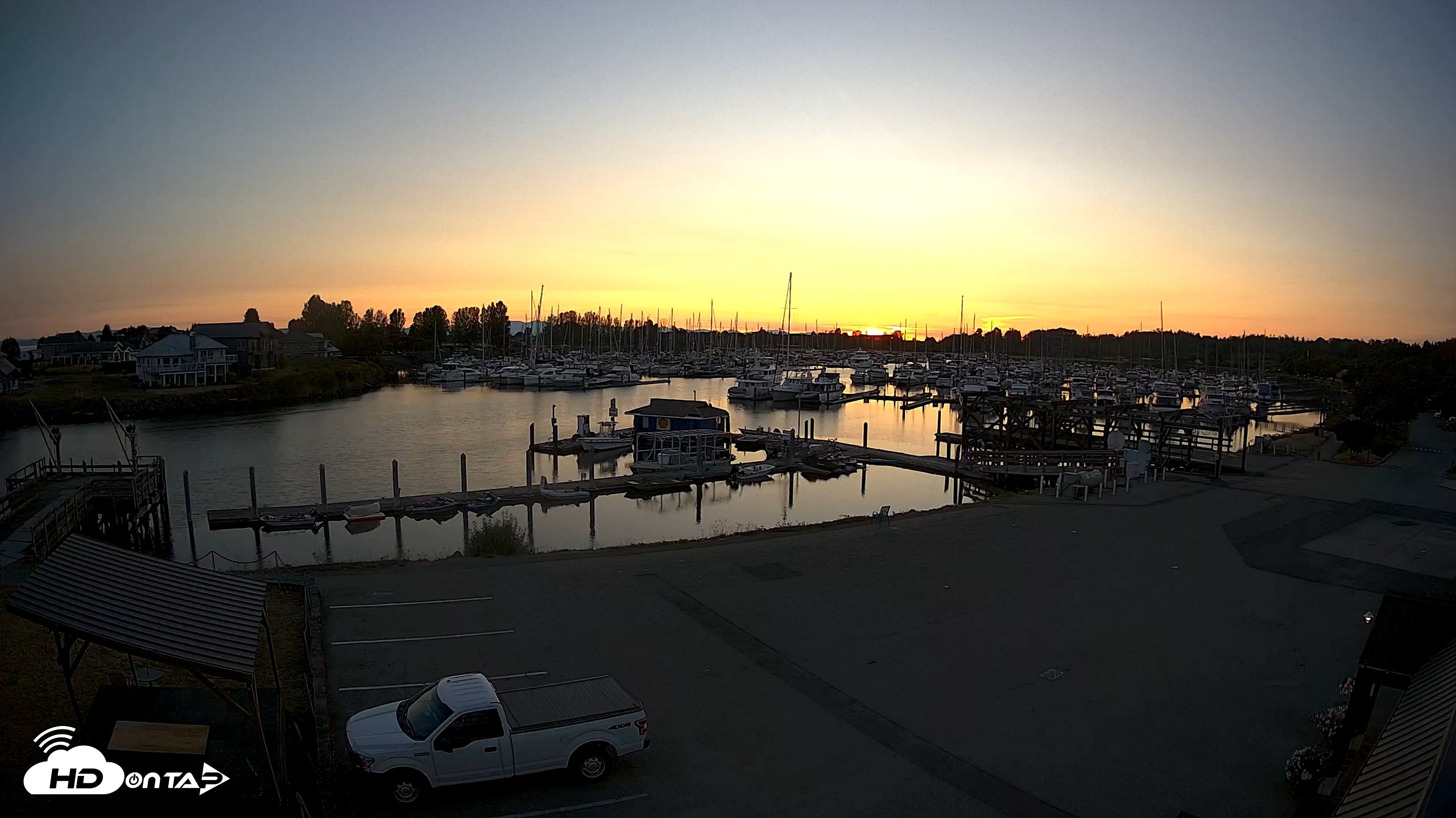 Snapshot of Point Roberts Marina NW Live Webcam taken Aug 24, 2026, 8:12pm PDT