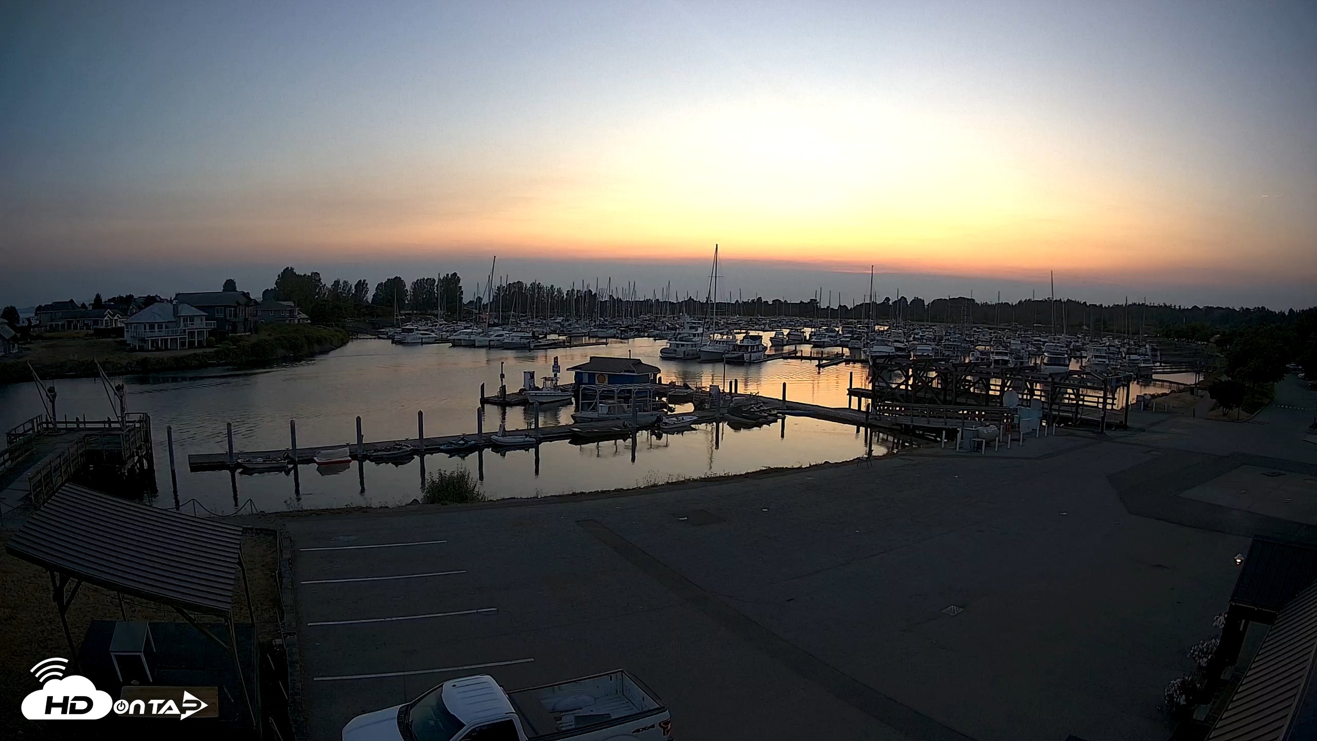 Snapshot of Point Roberts Marina NW Live Webcam taken Aug 13, 2026, 8:29pm PDT