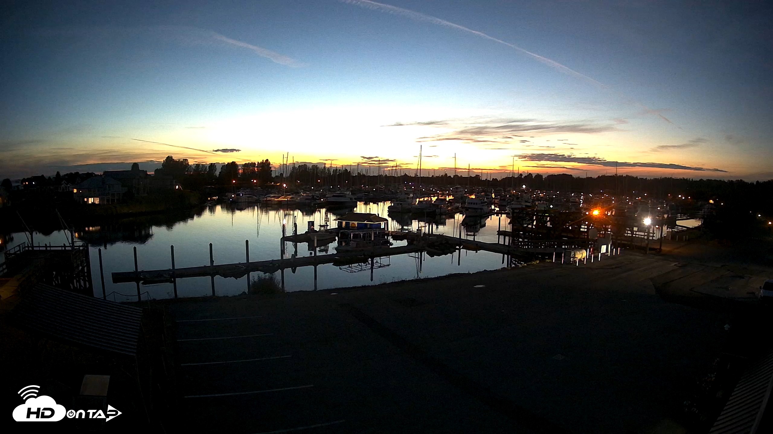 Snapshot of Point Roberts Marina NW Live Webcam taken Sep 23, 2026, 7:49pm PDT