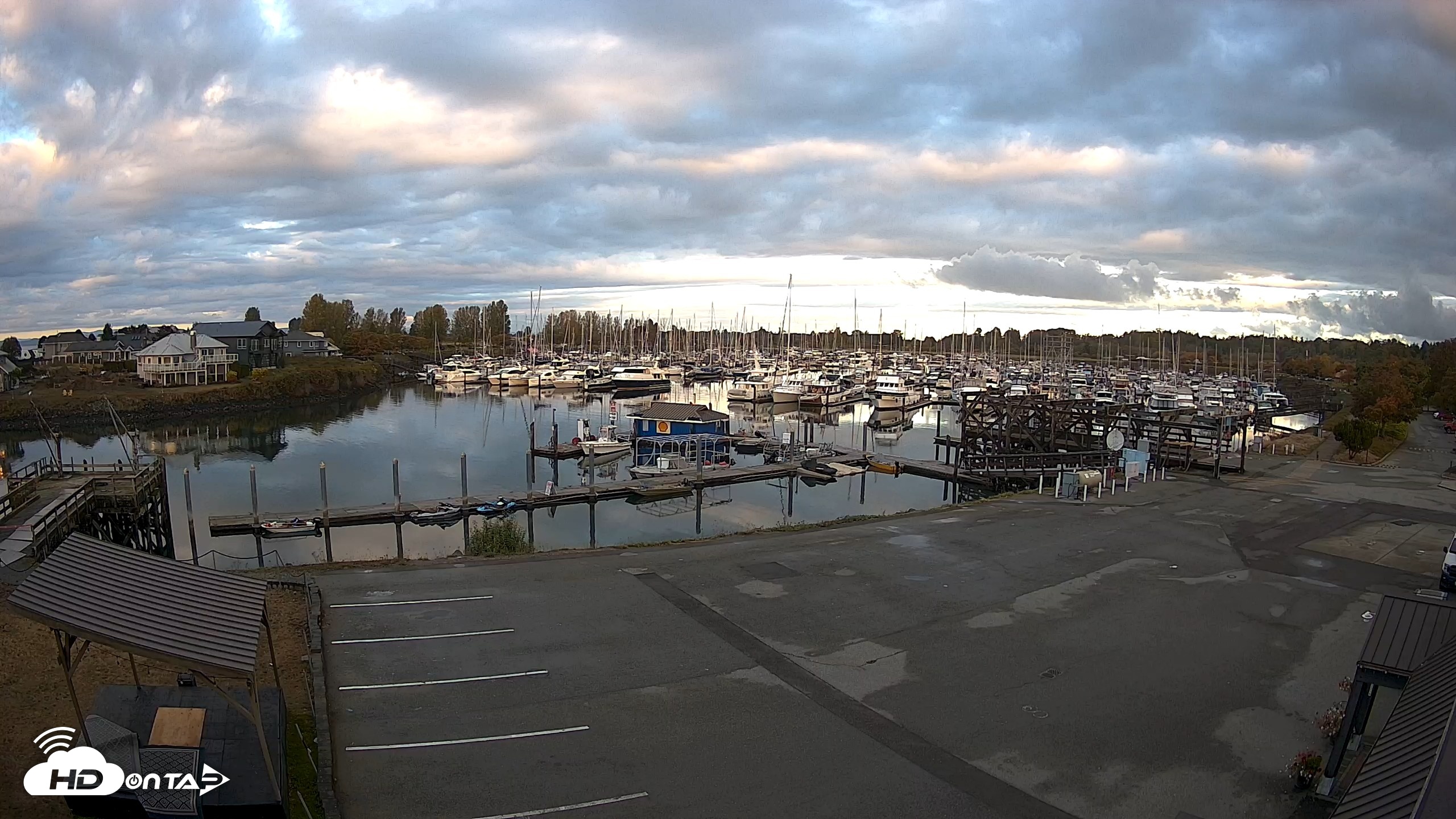 Snapshot of Point Roberts Marina NW Live Webcam taken Sep 26, 2026, 7:33am PDT